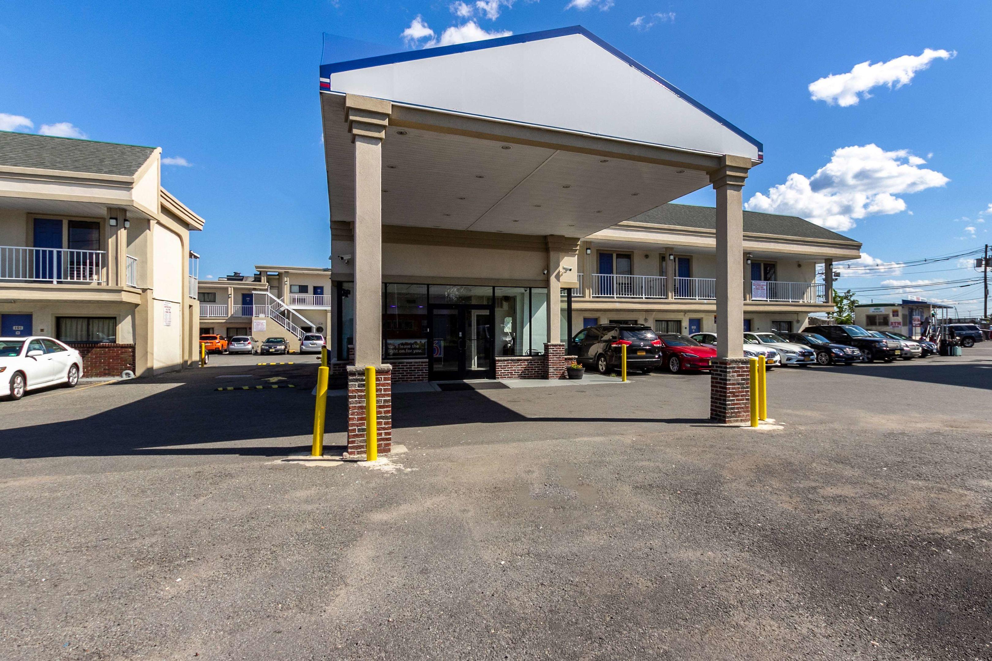 Motel 6 Elizabeth - Newark Liberty International Airport — photo 4