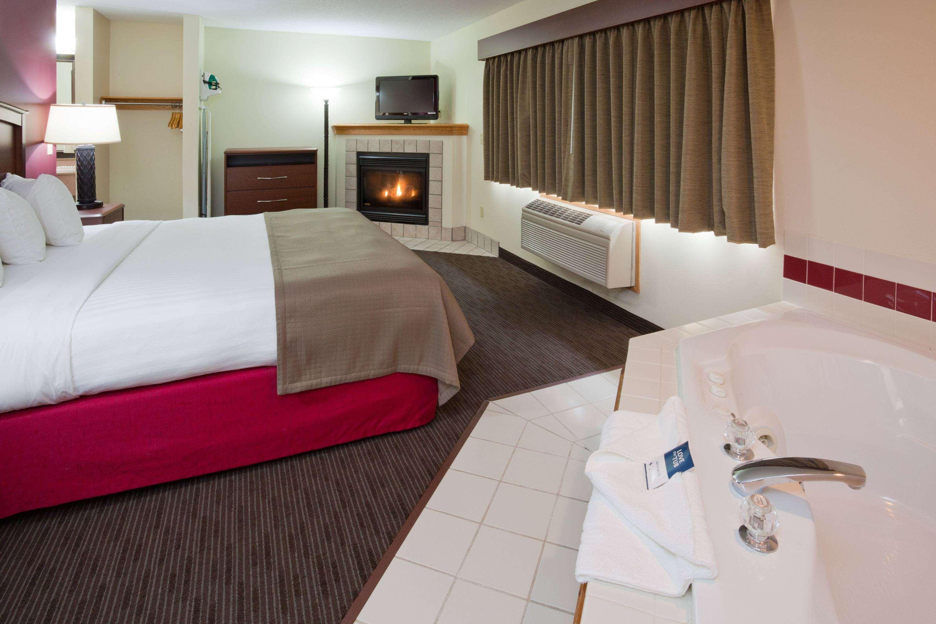 AmericInn Lodge & Suites Princeton — photo 5