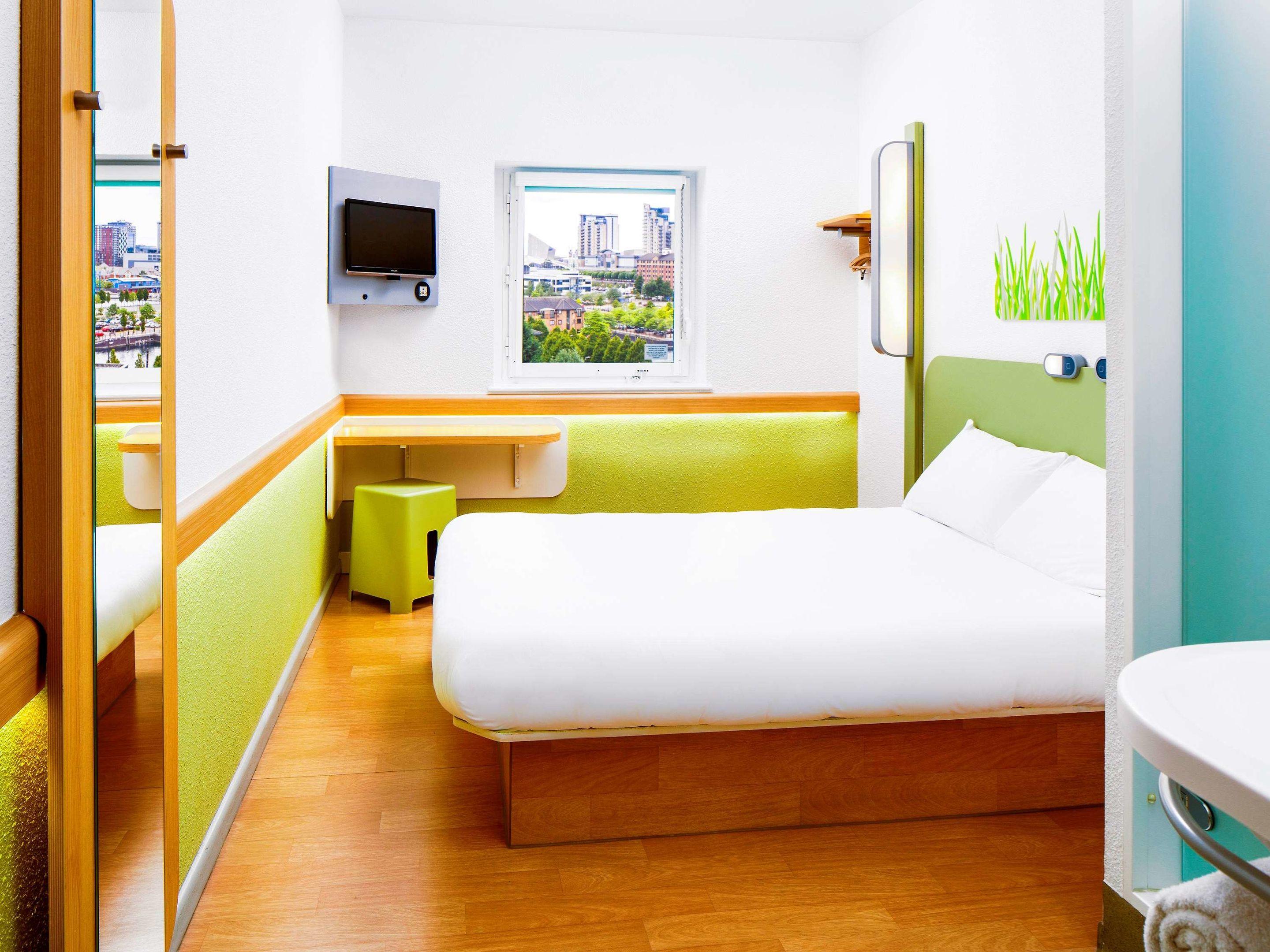 ibis budget Manchester Salford Quays — photo 4