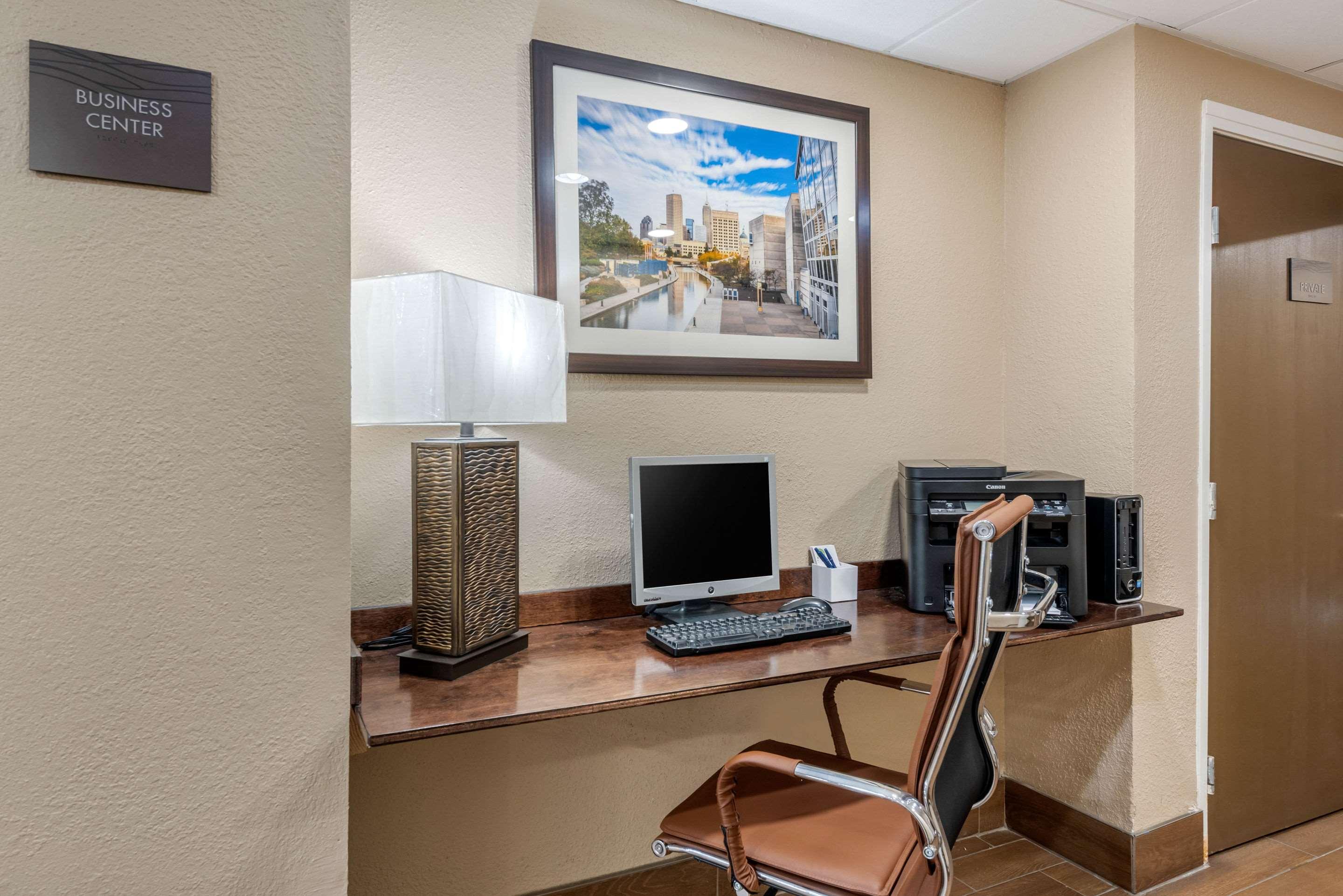 Comfort Inn South — photo 5