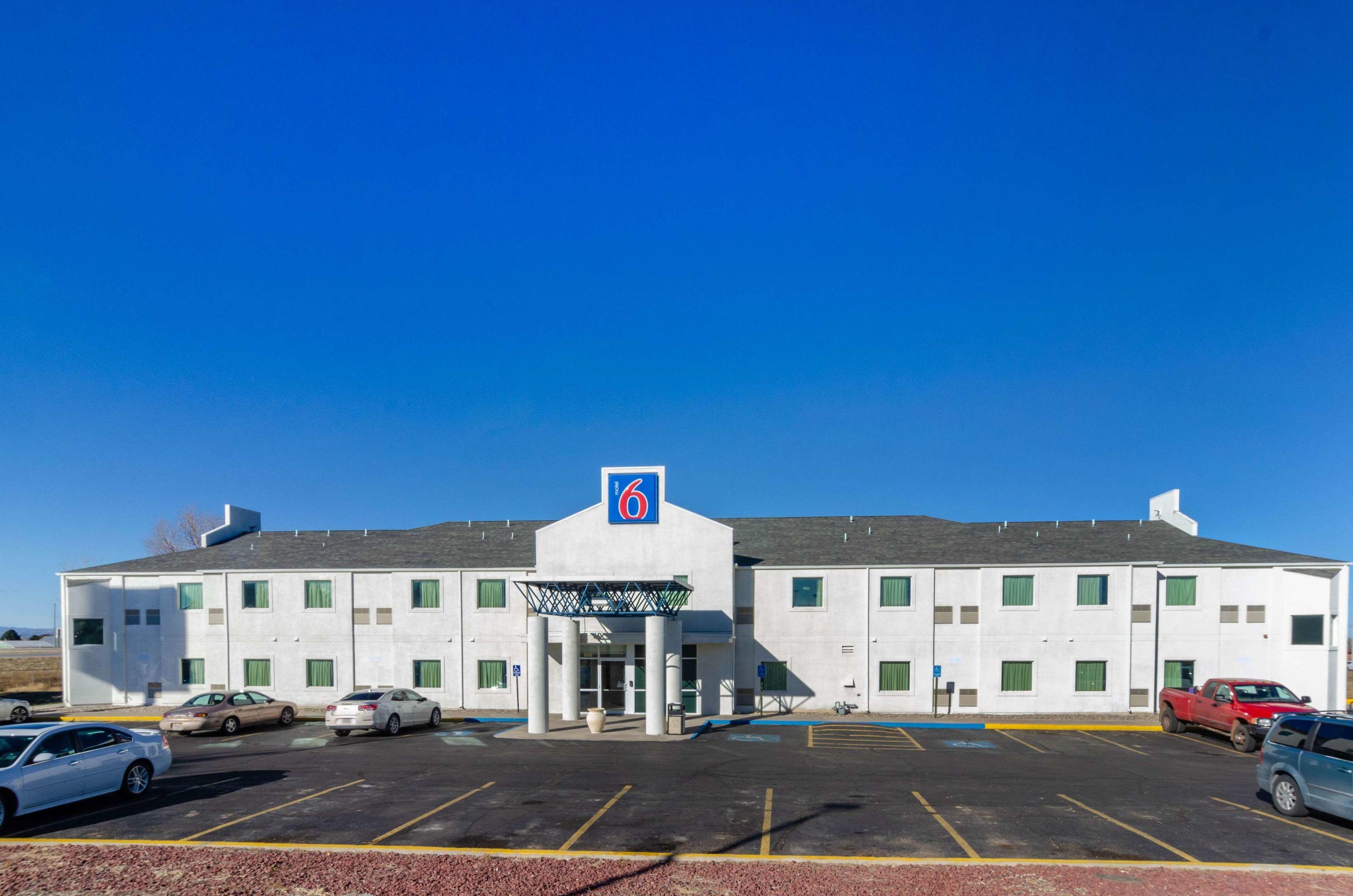 Motel 6 Wheatland — photo 4