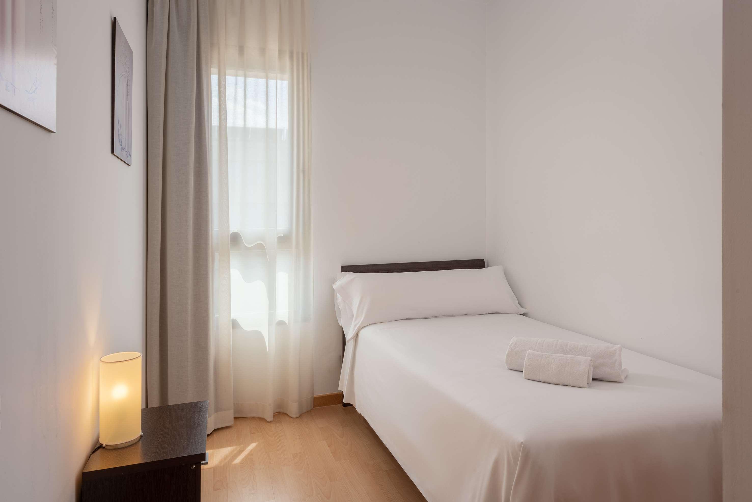 Hotel TRYP Madrid Airport Suites — photo 4