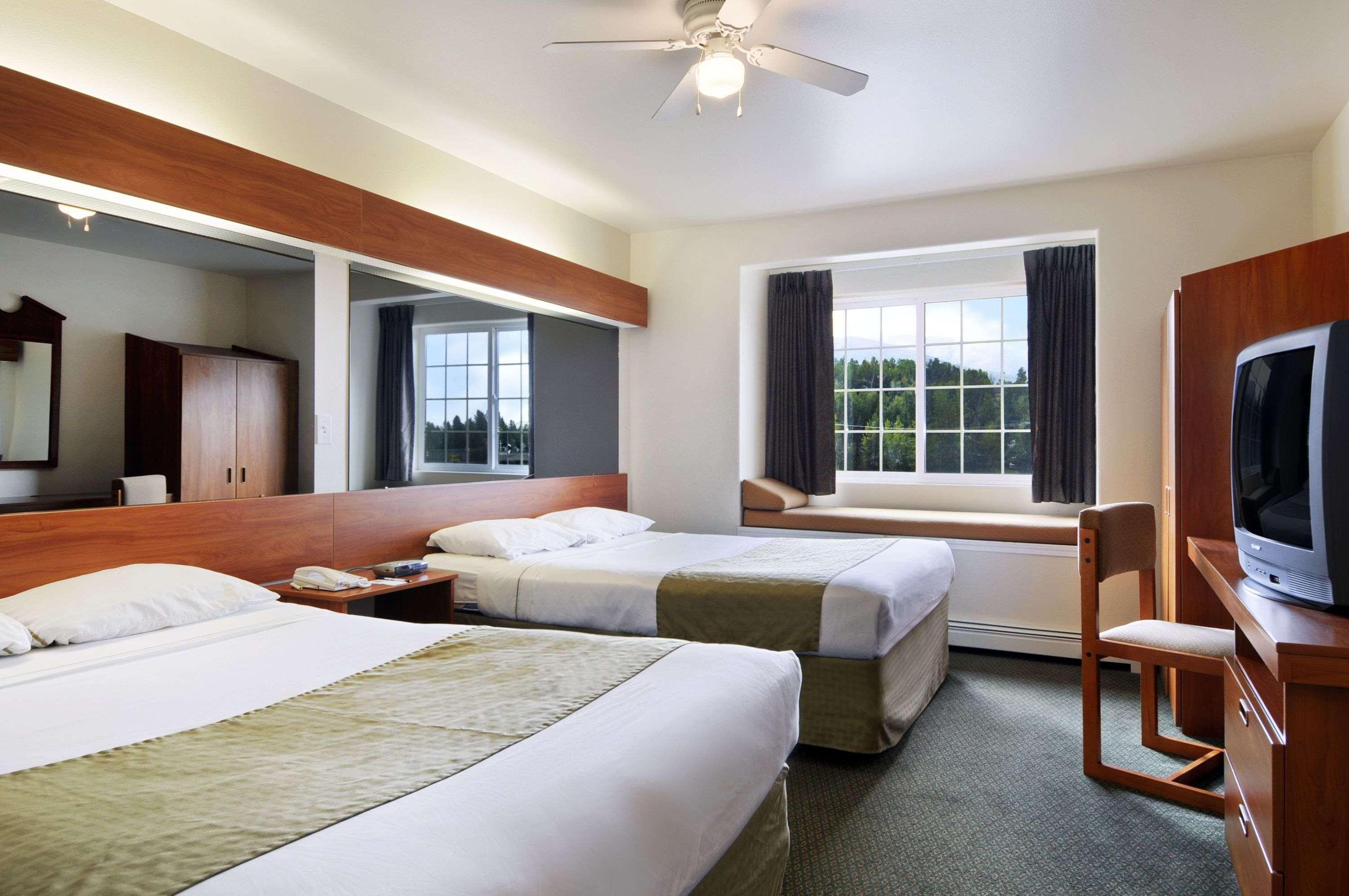 Microtel Inn & Suites Anchorage Area - Eagle River — photo 4