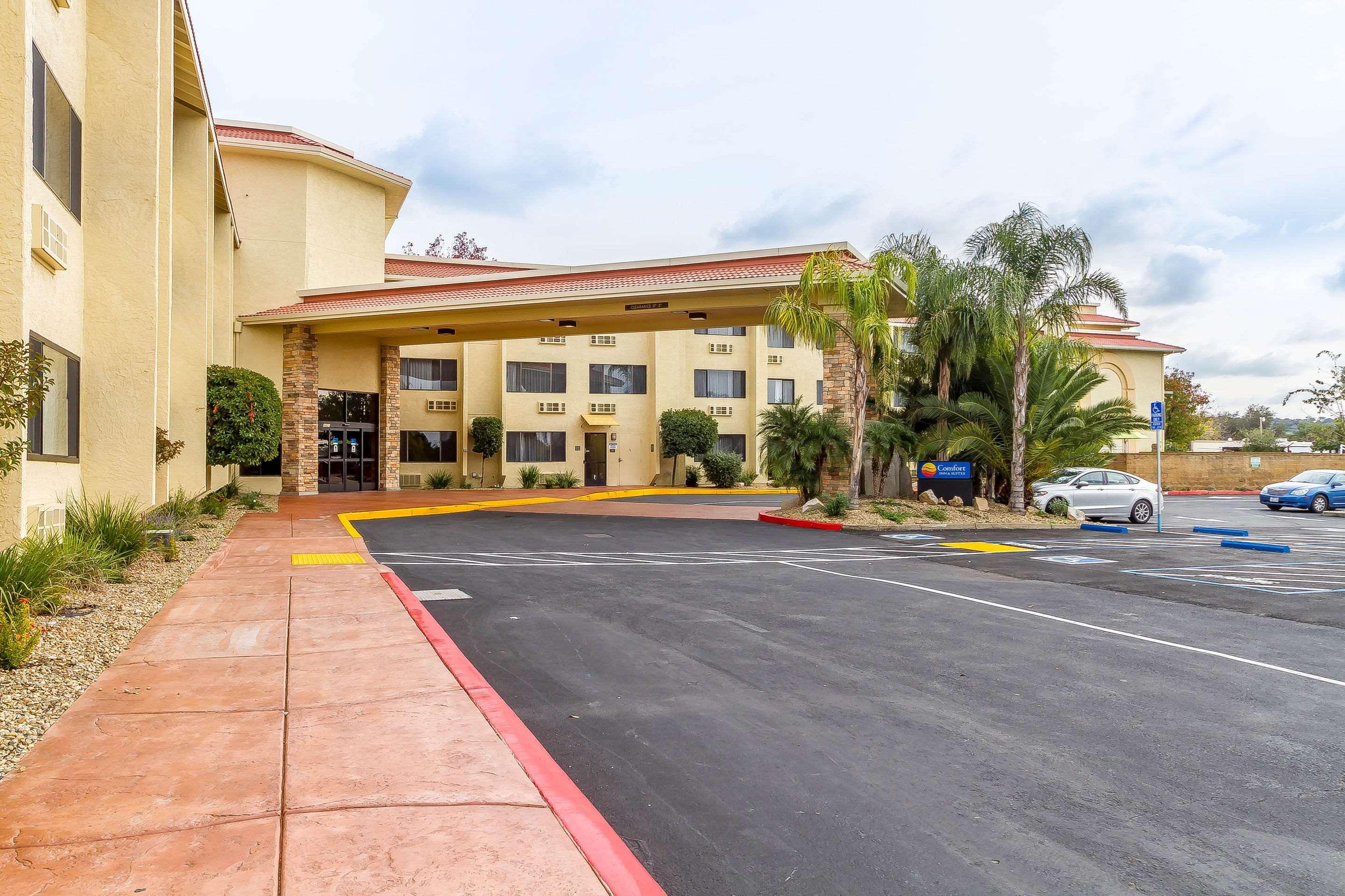 Comfort Inn & Suites Rocklin - Roseville — photo 3