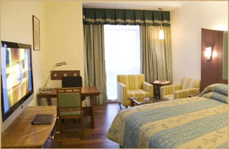 Radisson Blu Atria Bengaluru — photo 3