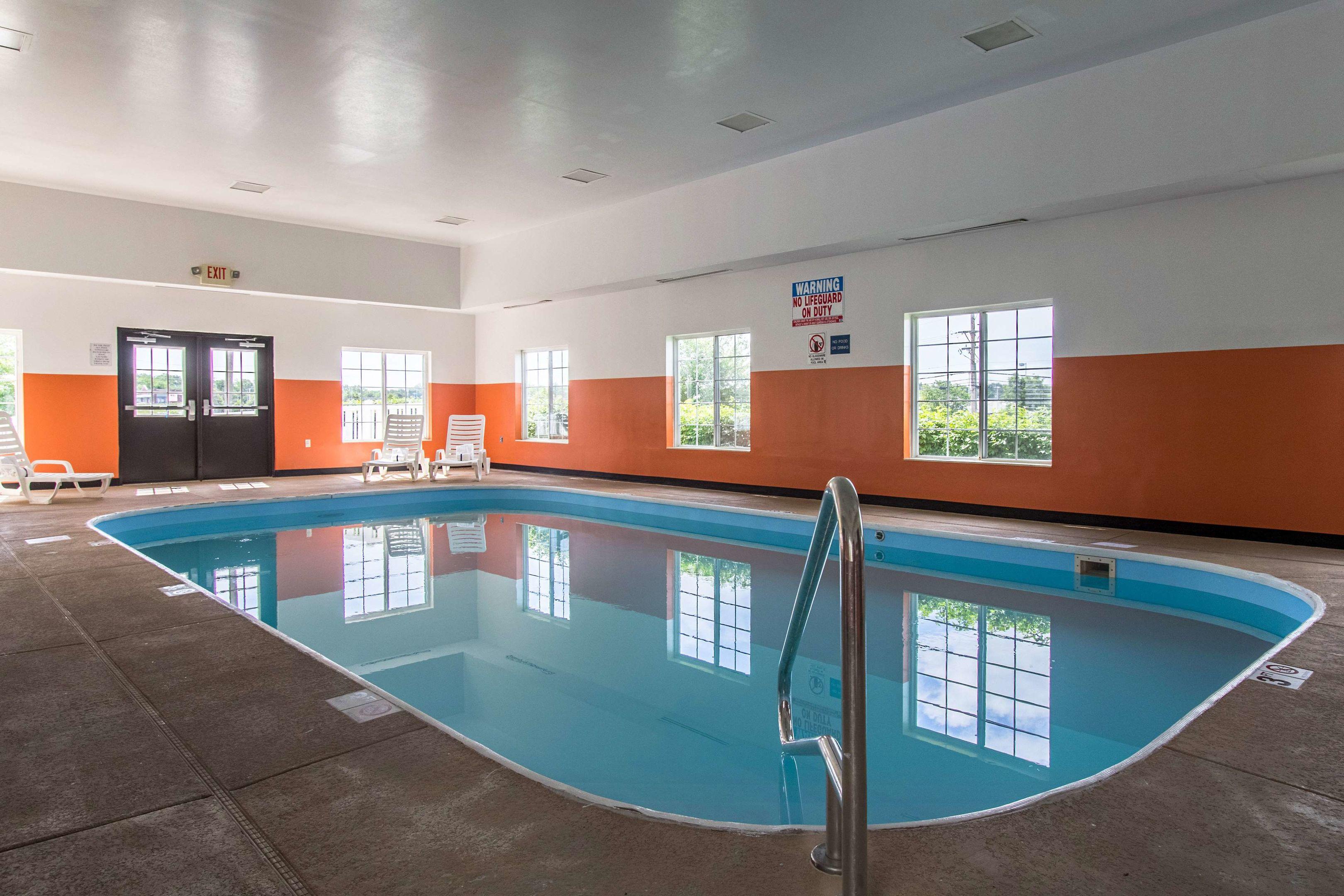 Motel 6 Streetsboro OH — photo 4