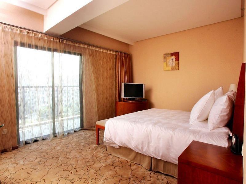 Richful Green Hotel — photo 5