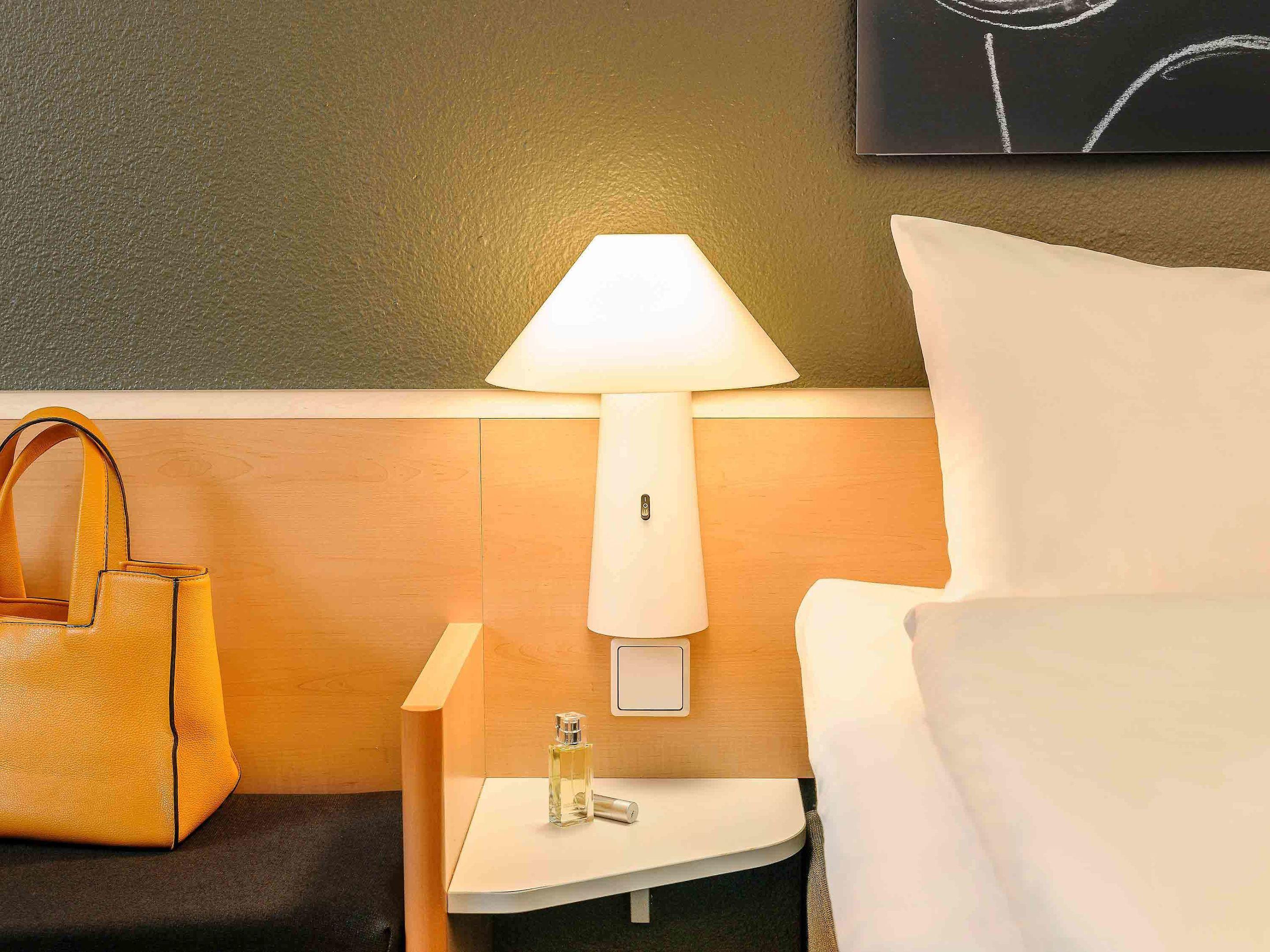 ibis Wien City — photo 4