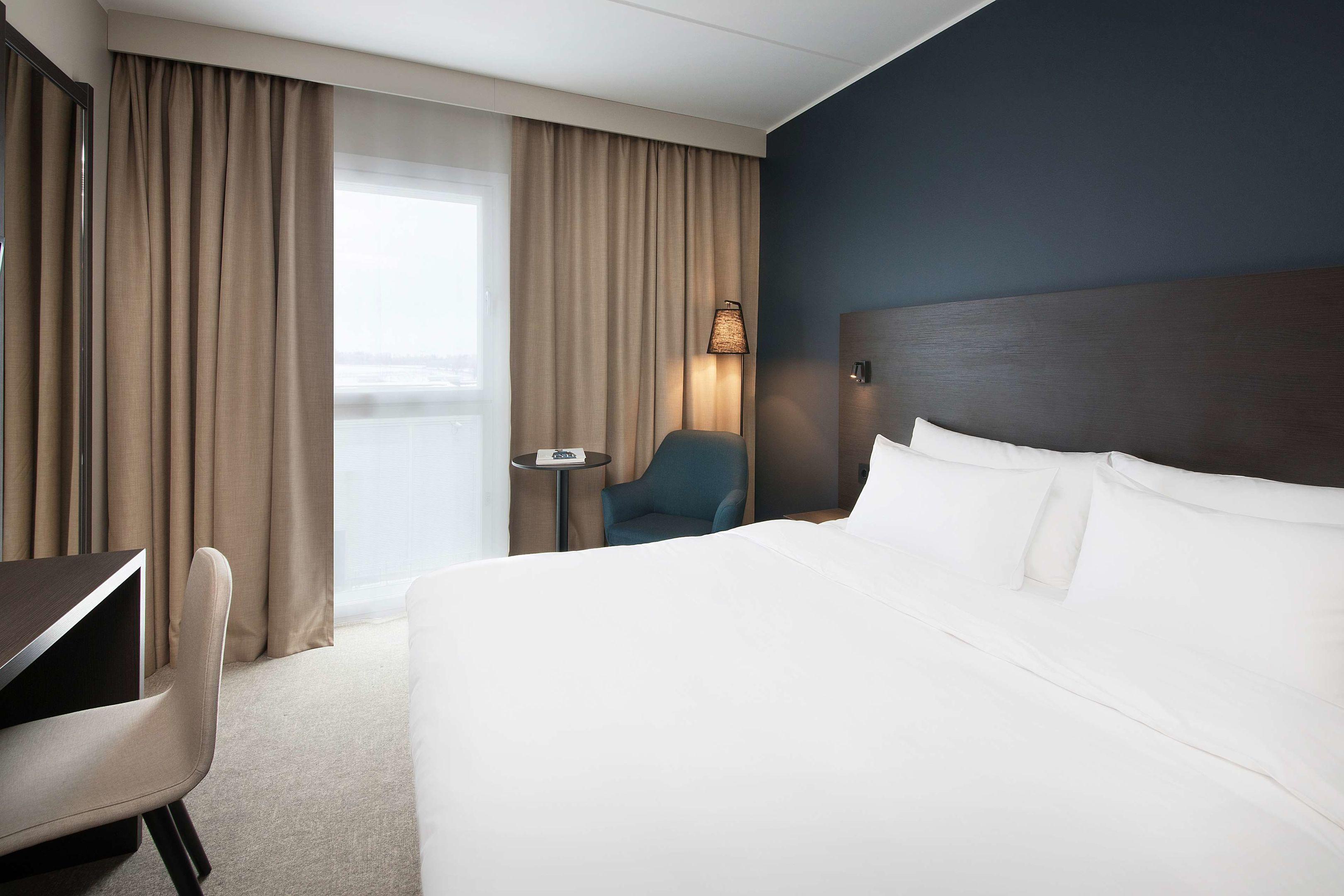 Park Inn by Radisson Oslo Airport Hotel West — photo 3