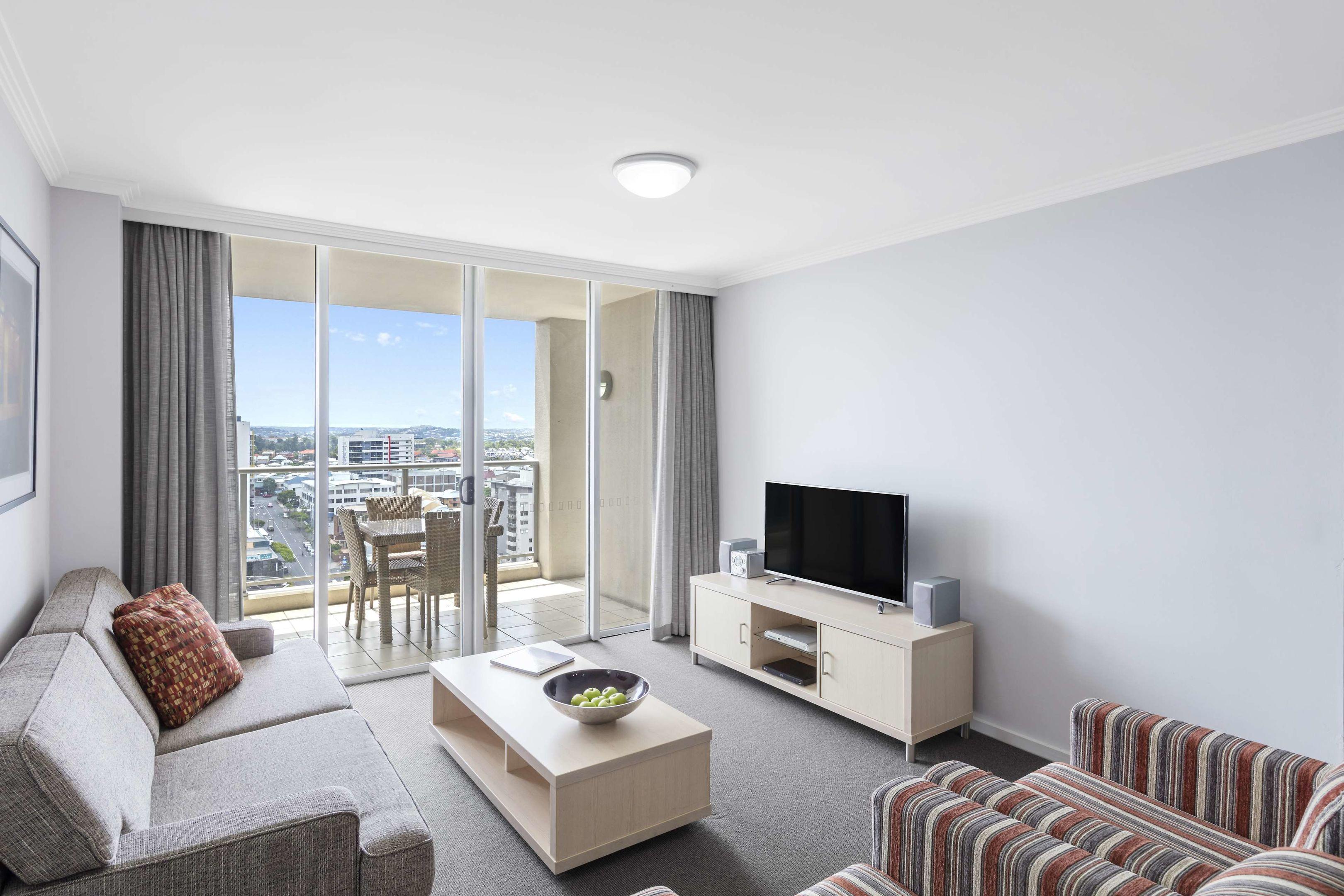 Oaks Lexicon Apartments — photo 4