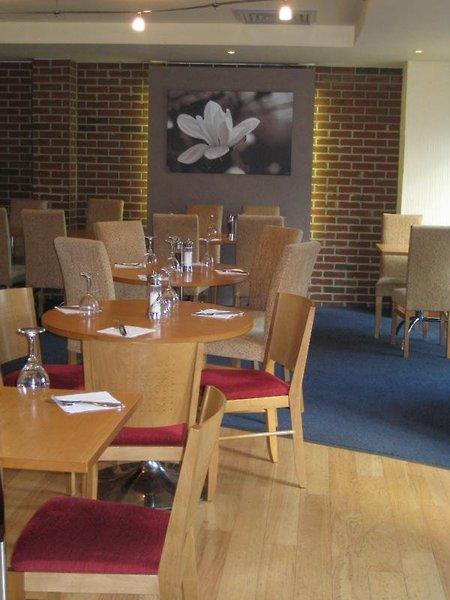 Premier Inn London Elstree / Borehamwood — photo 4