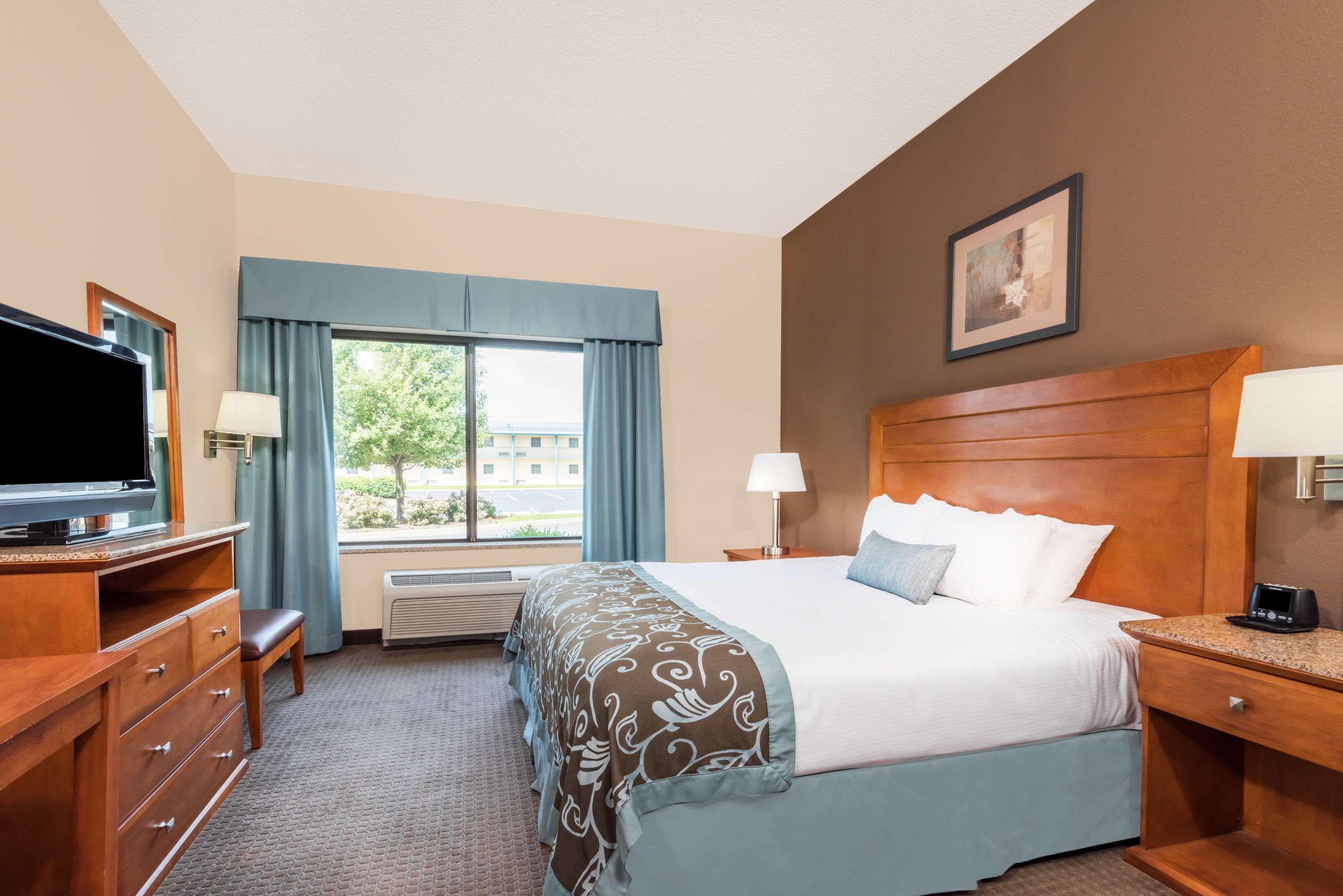 Wingate By Wyndham Lancaster / Pa Dutch Country — photo 4