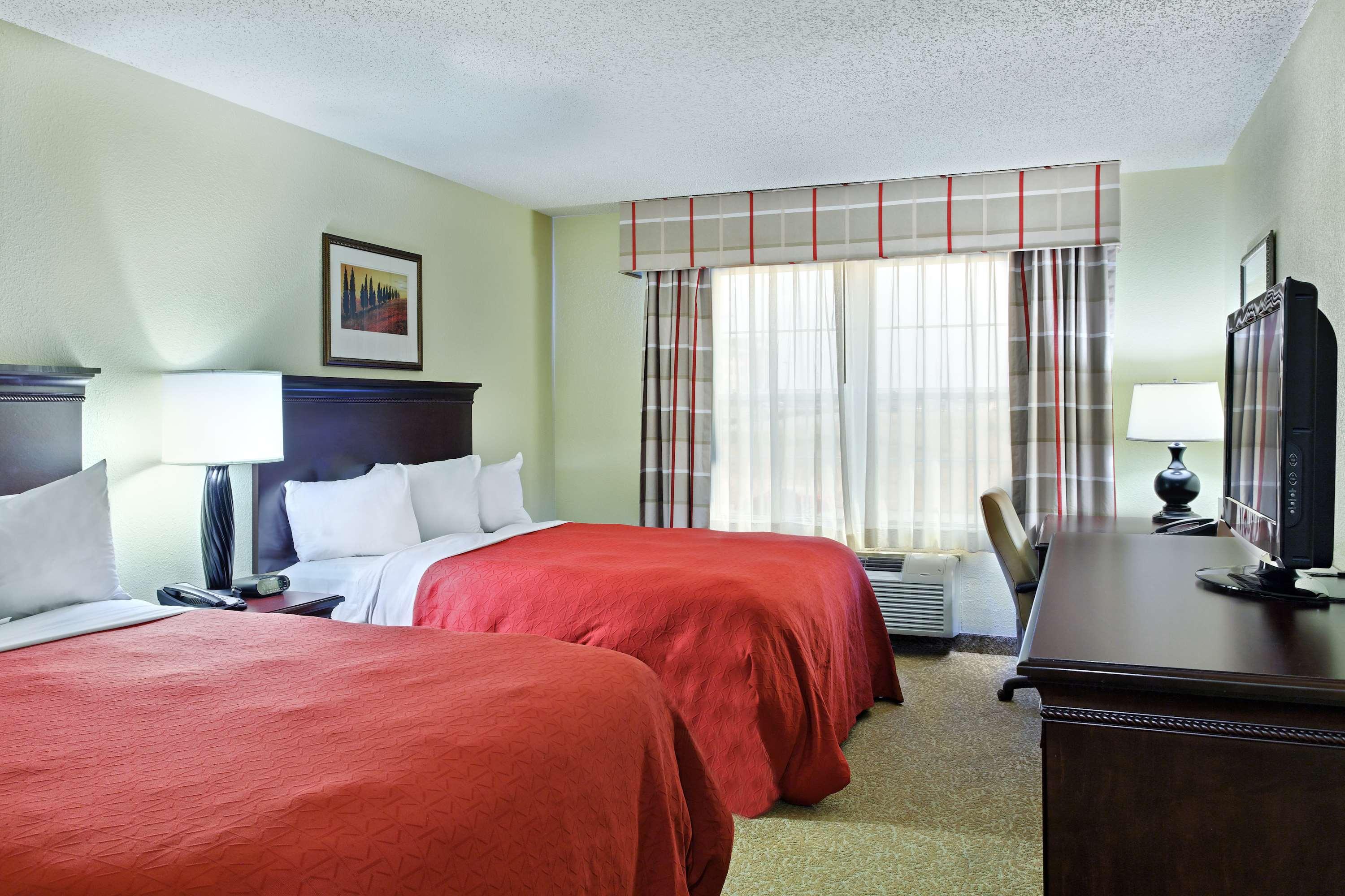 Country Inn & Suites by Radisson, Marion, IL — photo 5