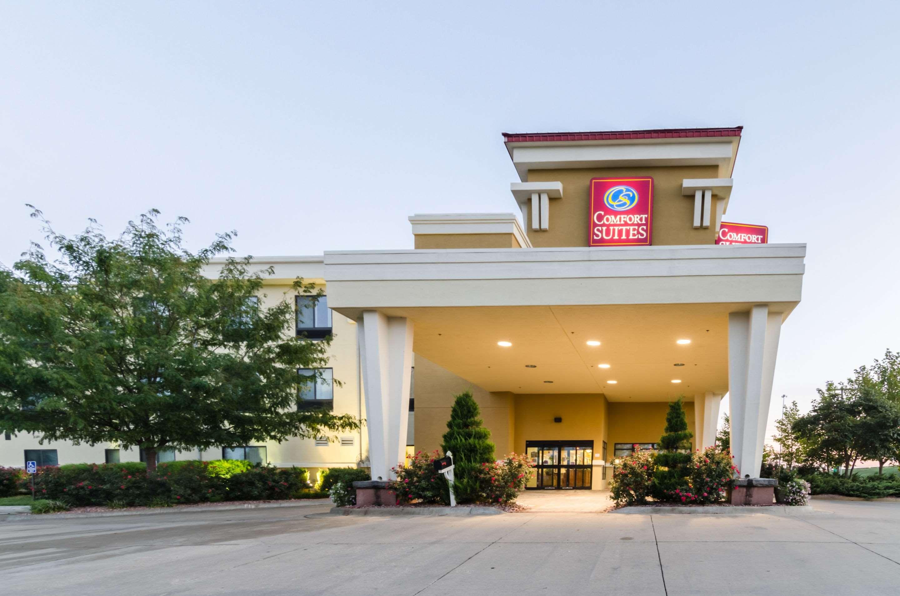 Comfort Suites — photo 5