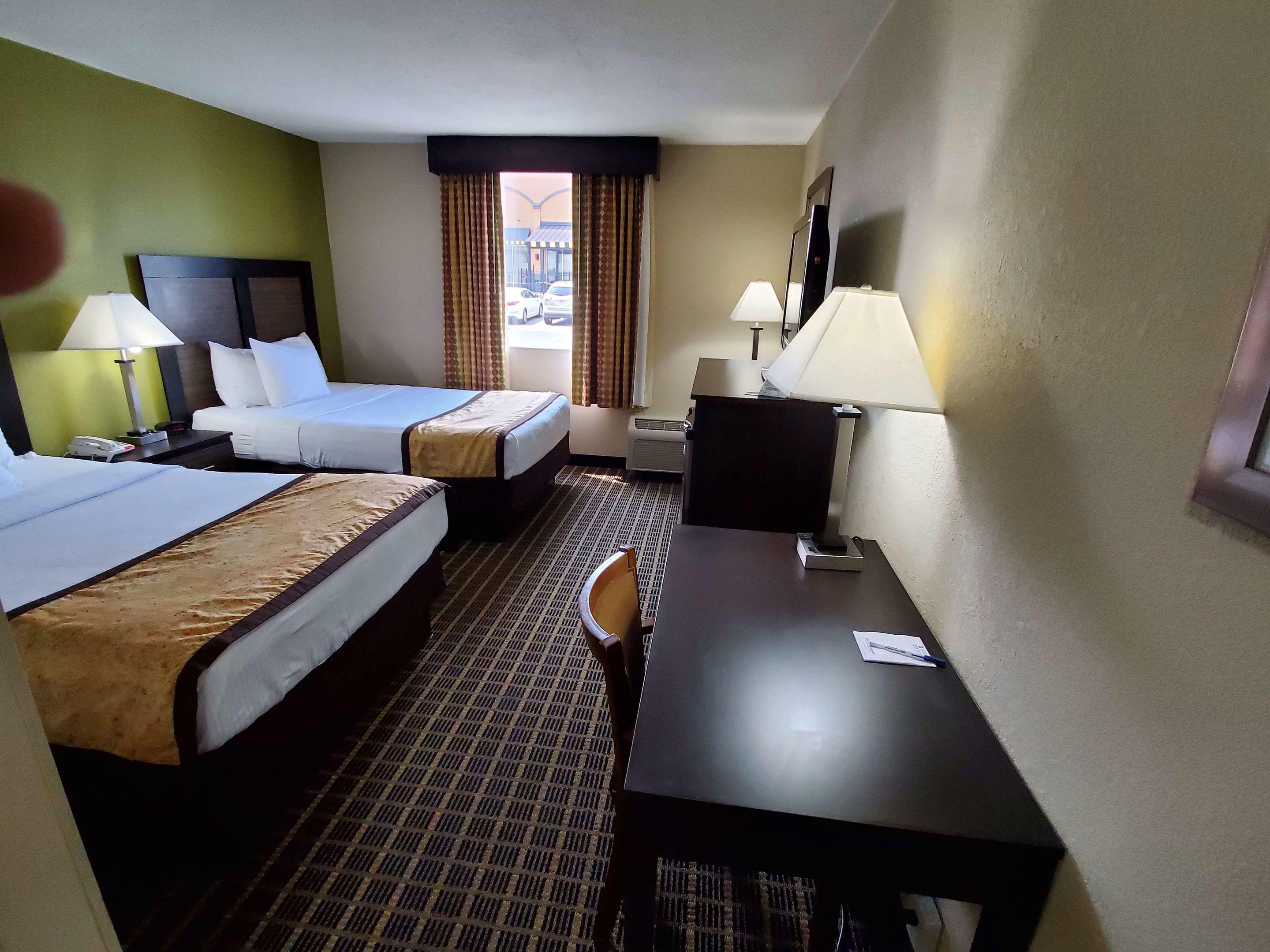 Best Western Adena Inn — photo 4