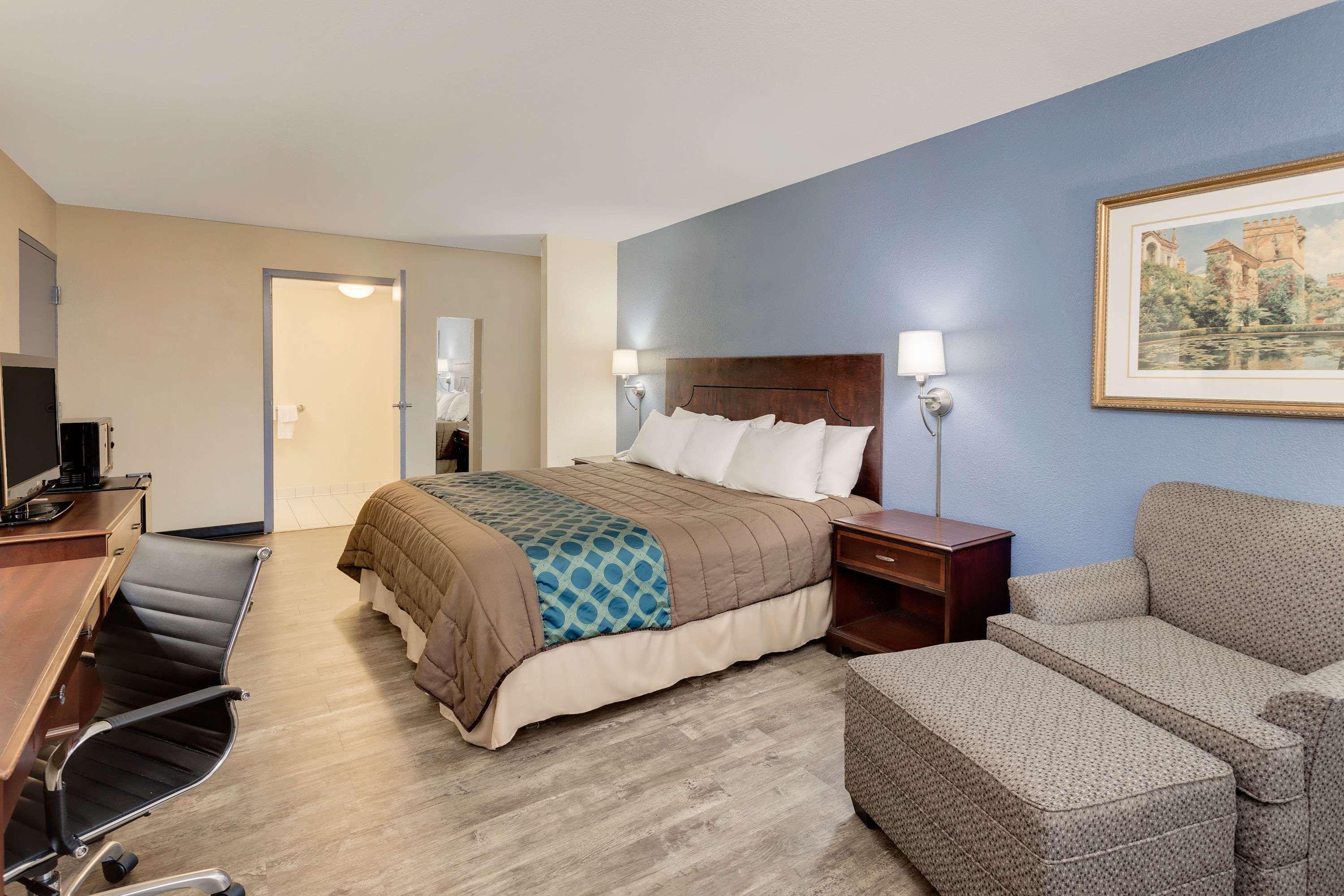 Days Inn Montgomery Near AUM — photo 4