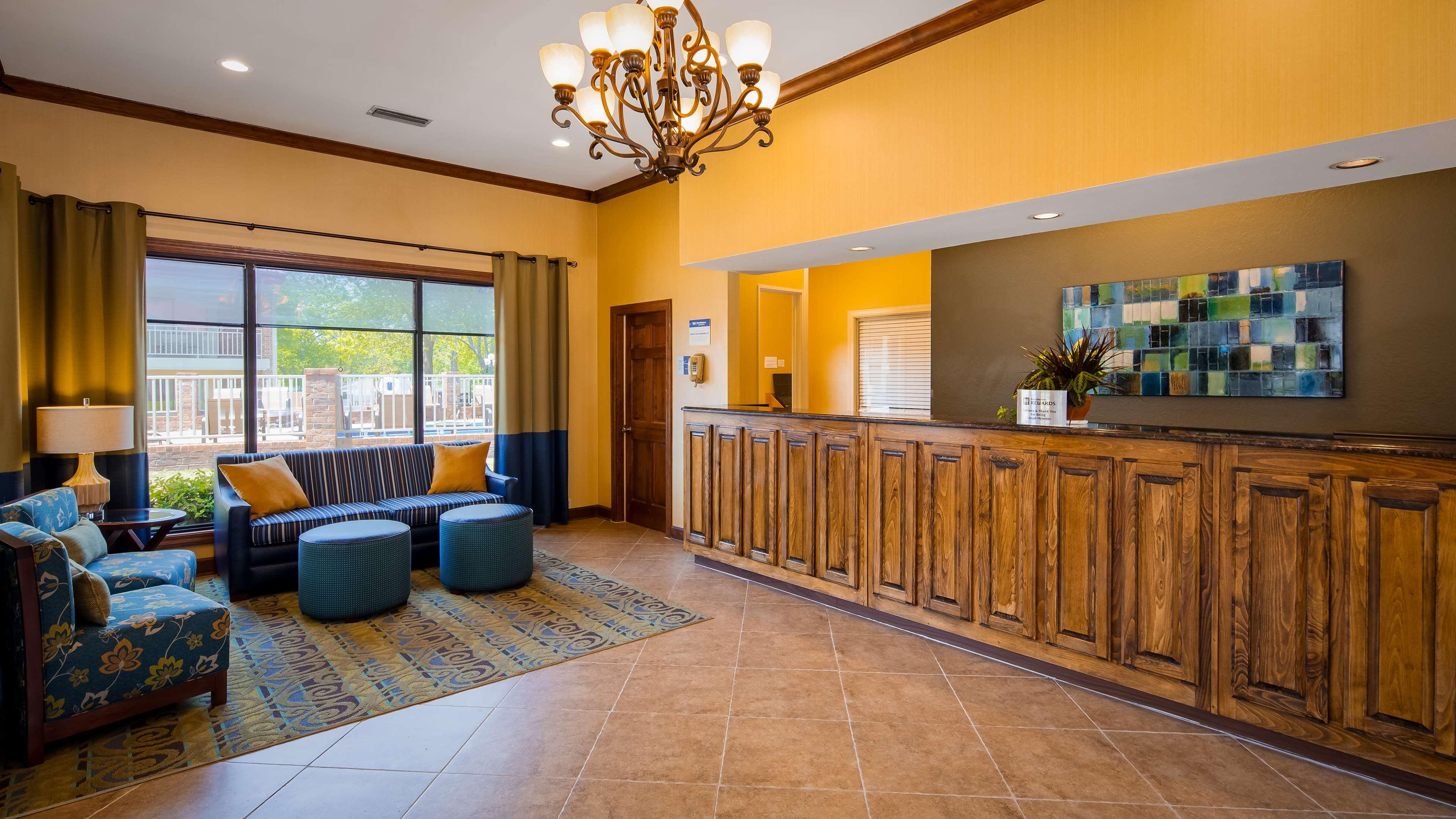 Best Western Winners Circle — photo 4
