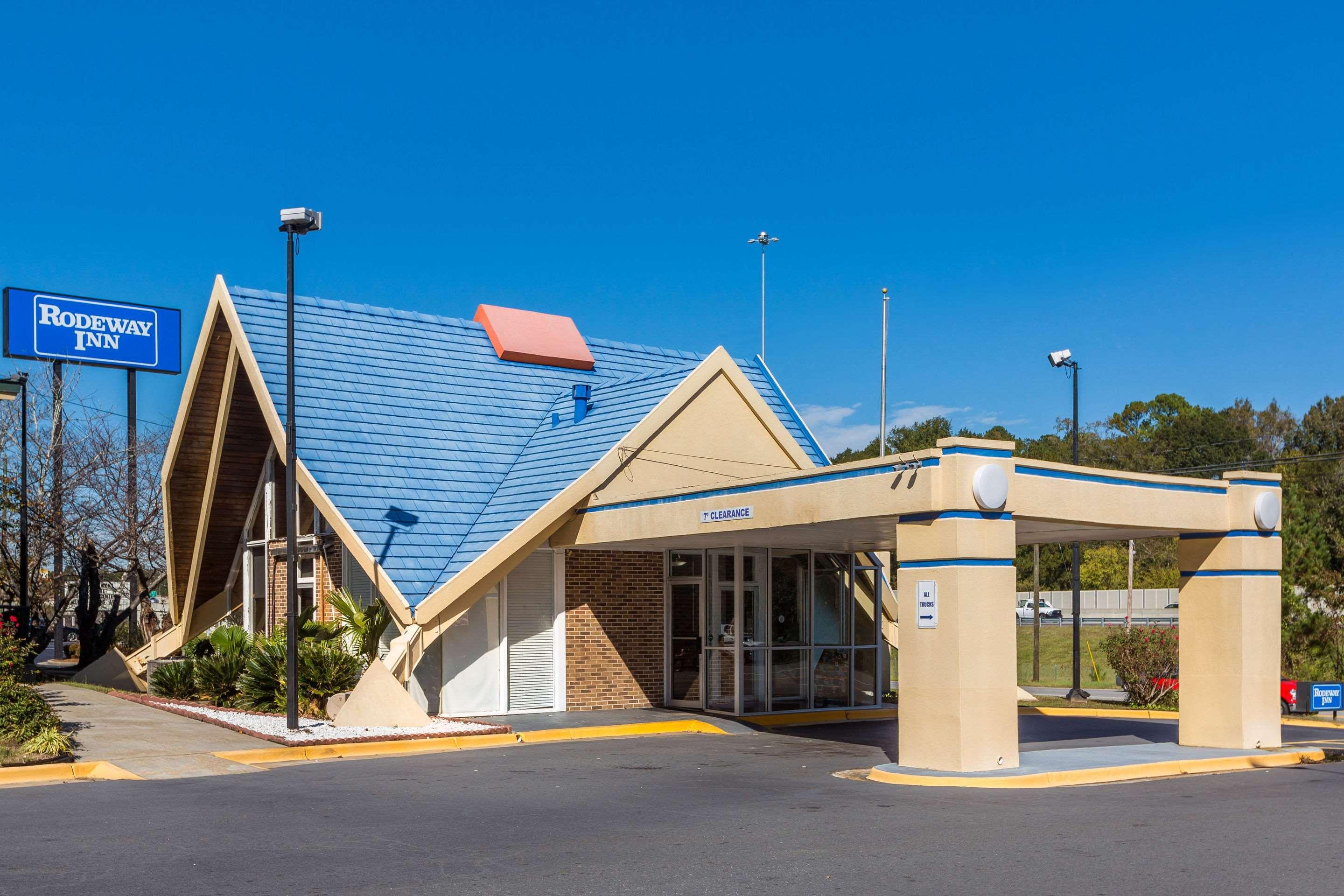 Rodeway Inn — photo 5