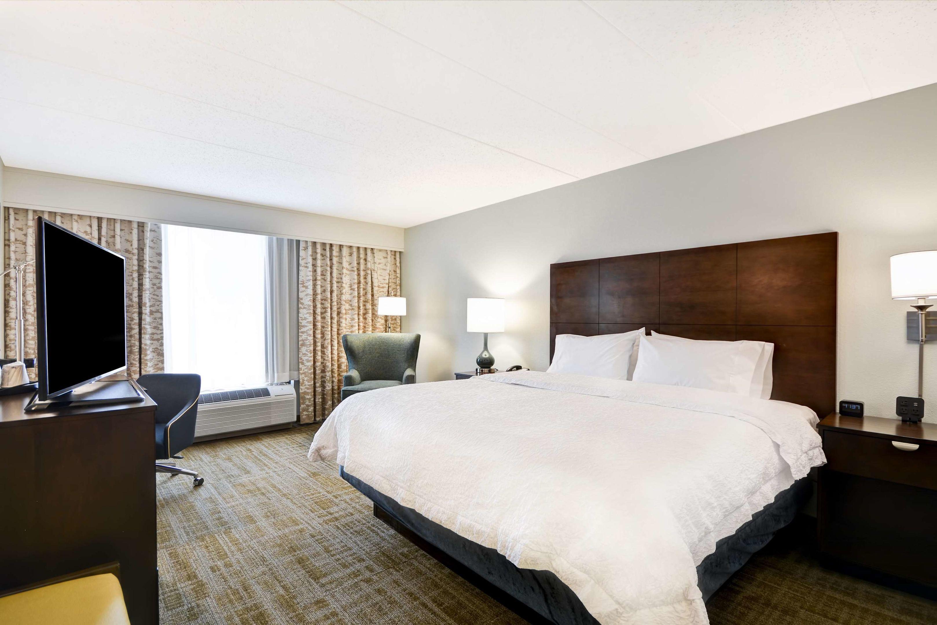 Hampton Inn Chicago Naperville — photo 5