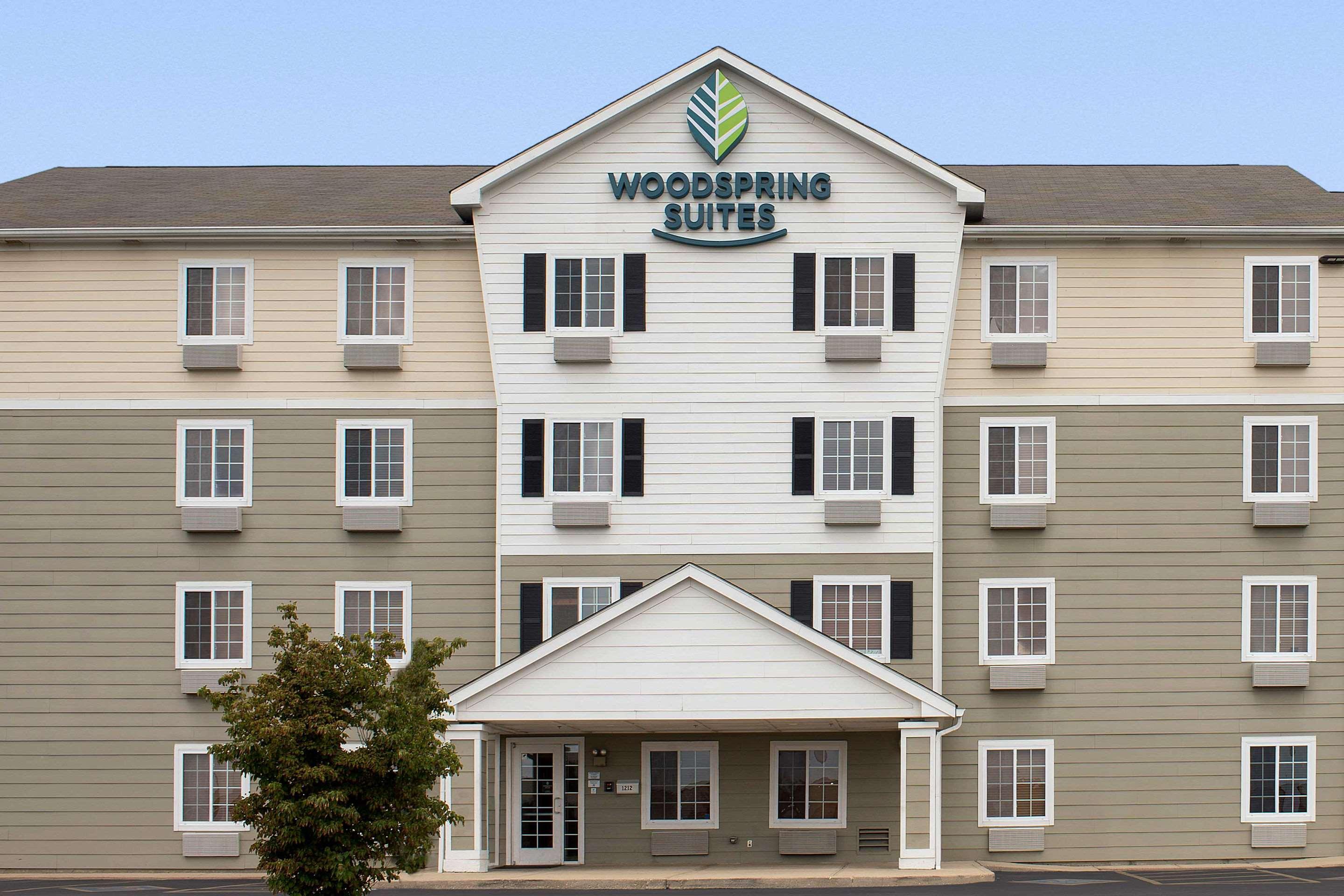 WoodSpring Suites Champaign Urbana