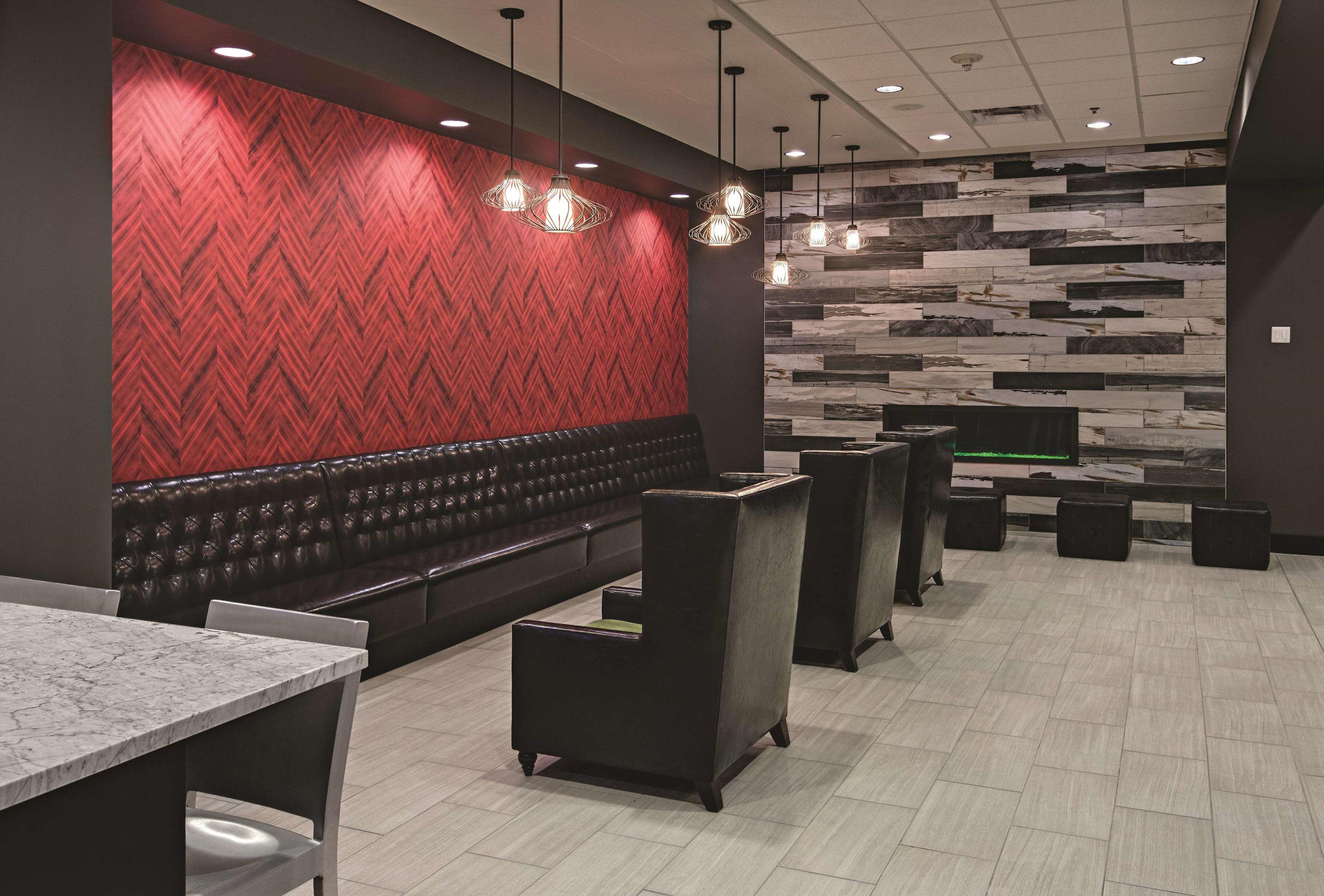 DoubleTree by Hilton Hotel St Paul Downtown — photo 5