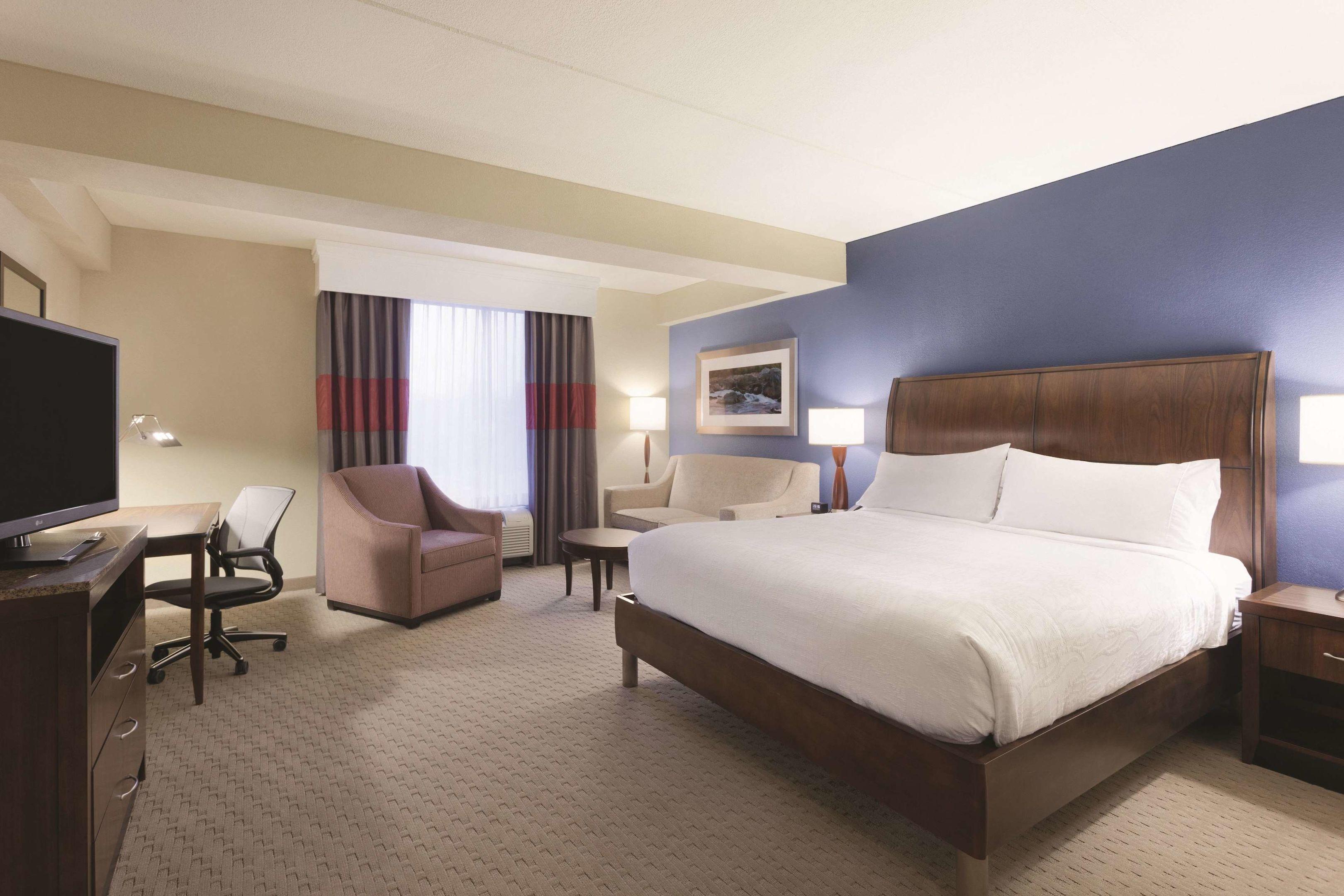 Hilton Garden Inn Falls Church — photo 5