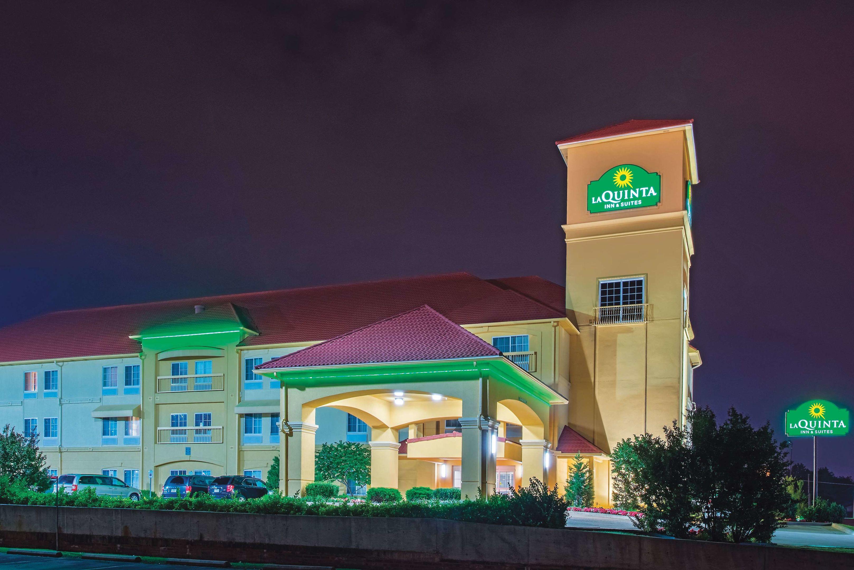La Quinta Inn & Suites Tulsa Airport / Expo Square — photo 4