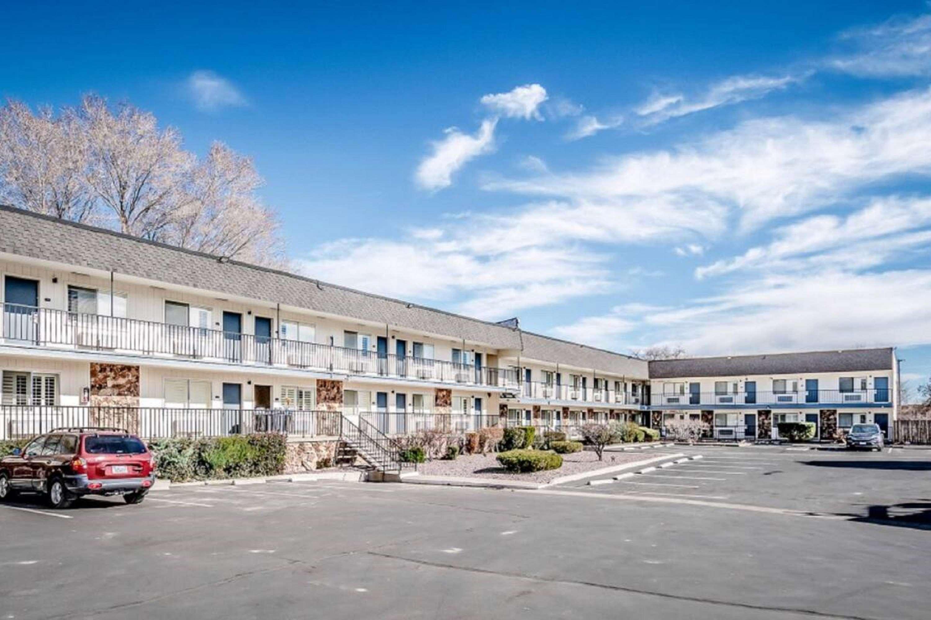 SureStay Plus Hotel by Best Western Susanville — photo 4