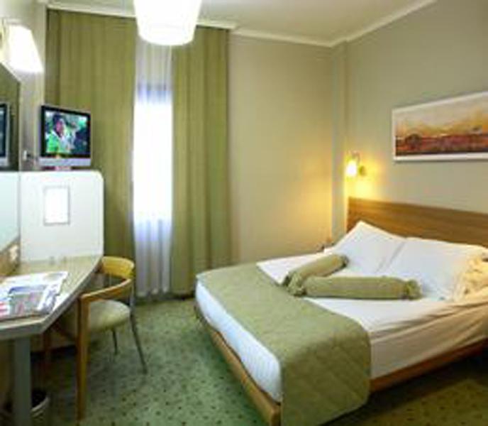The Peak Hotel — photo 5