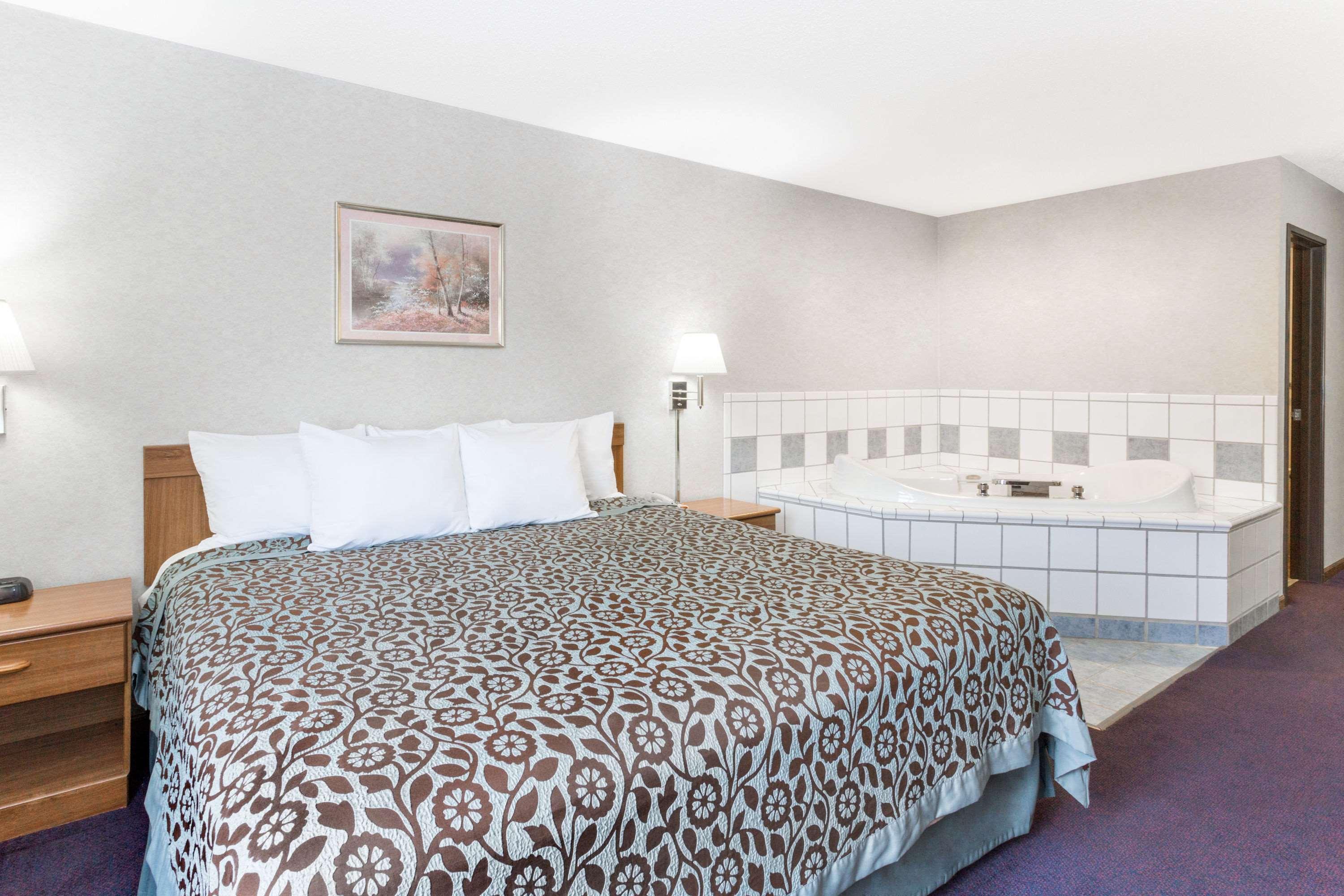 Days Inn El Paso — photo 5