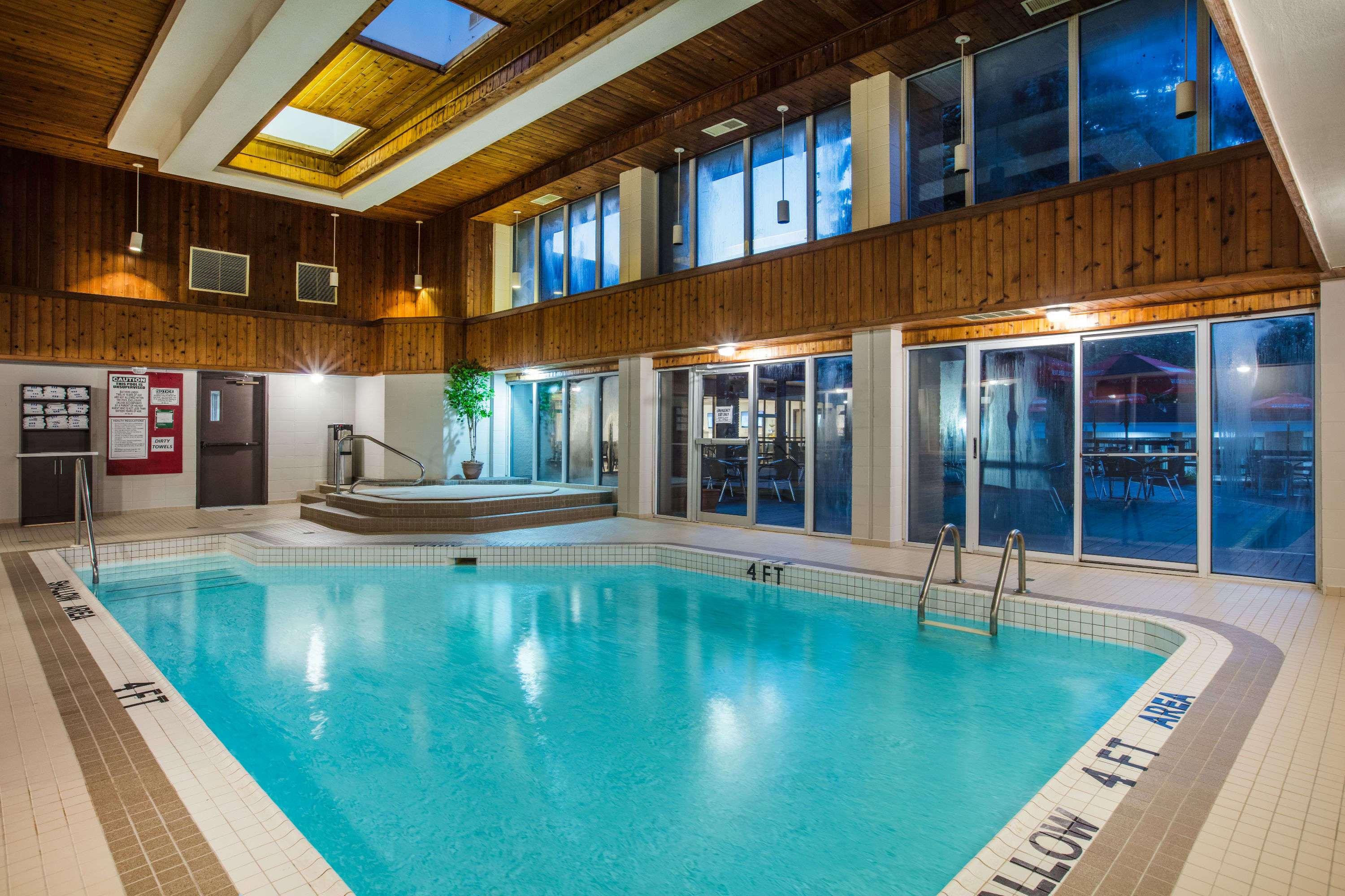 Ramada by Wyndham Jacksons Point — photo 4