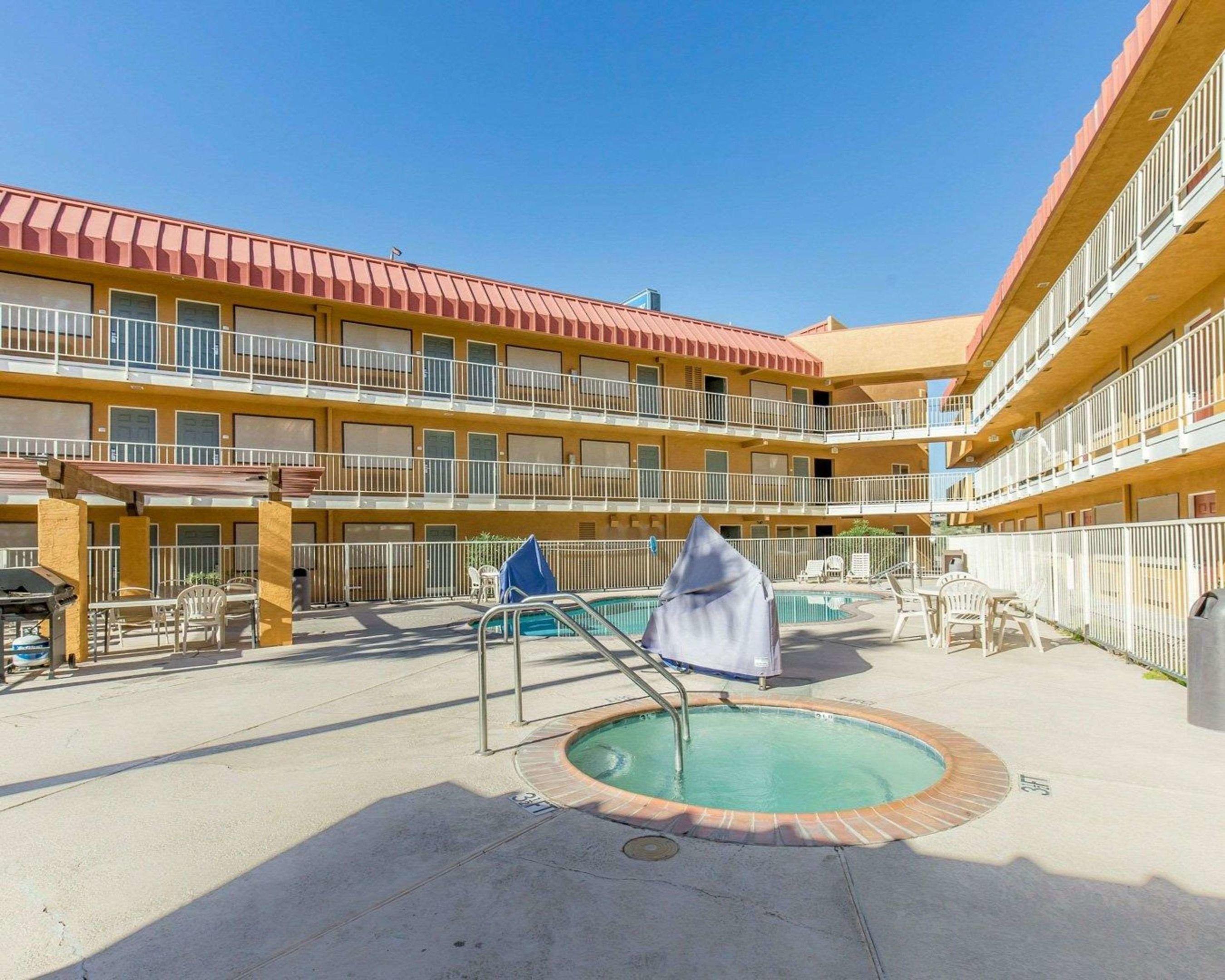 Quality Inn Needles — photo 3
