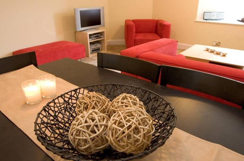 Apartments Royal 12b York Place — photo 3