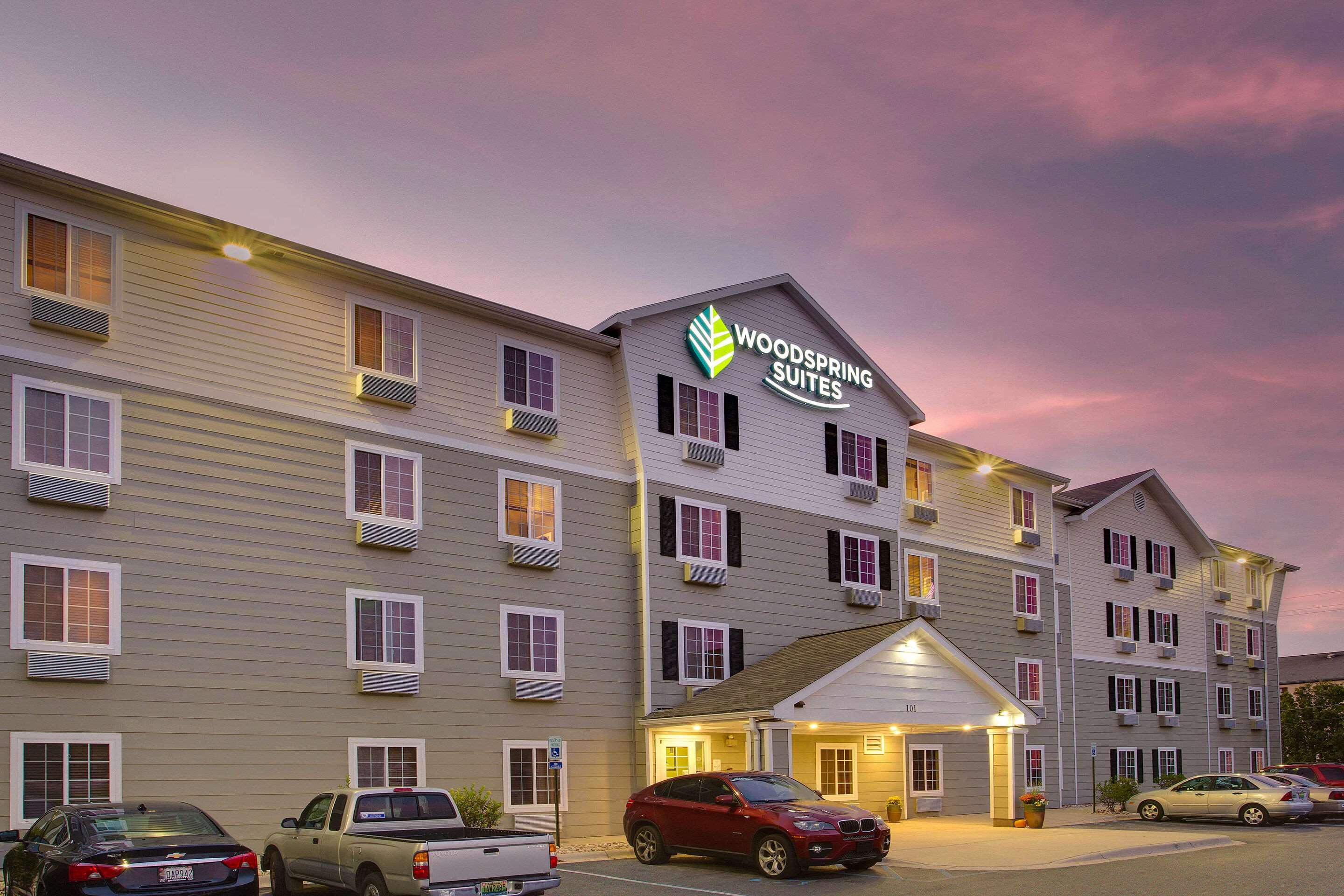 WoodSpring Suites Birmingham South — photo 4
