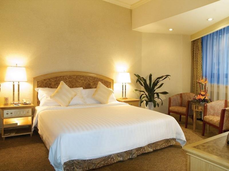 Century Plaza Hotel — photo 5