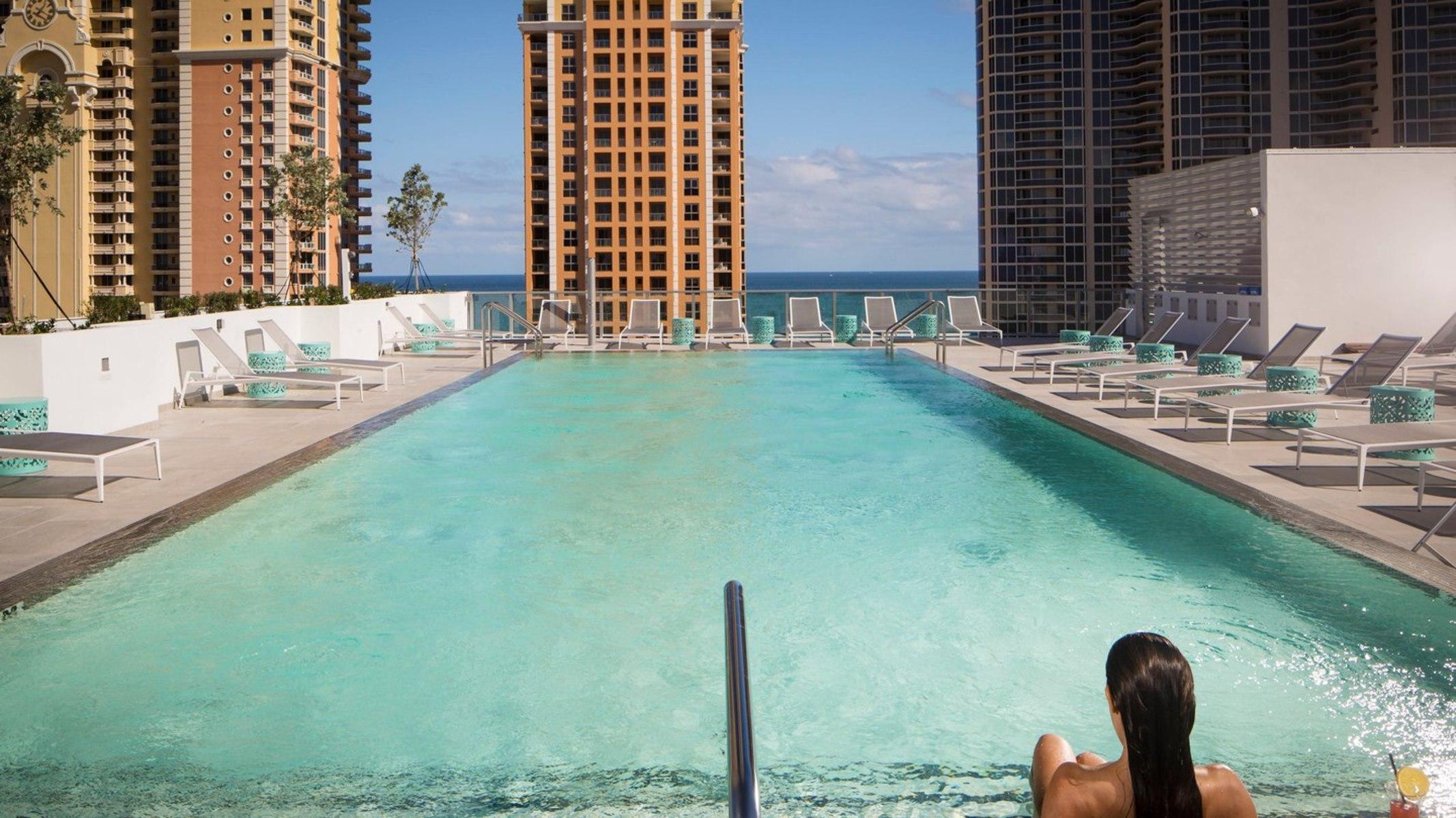 Residence Inn Miami Sunny Isles Beach — photo 3