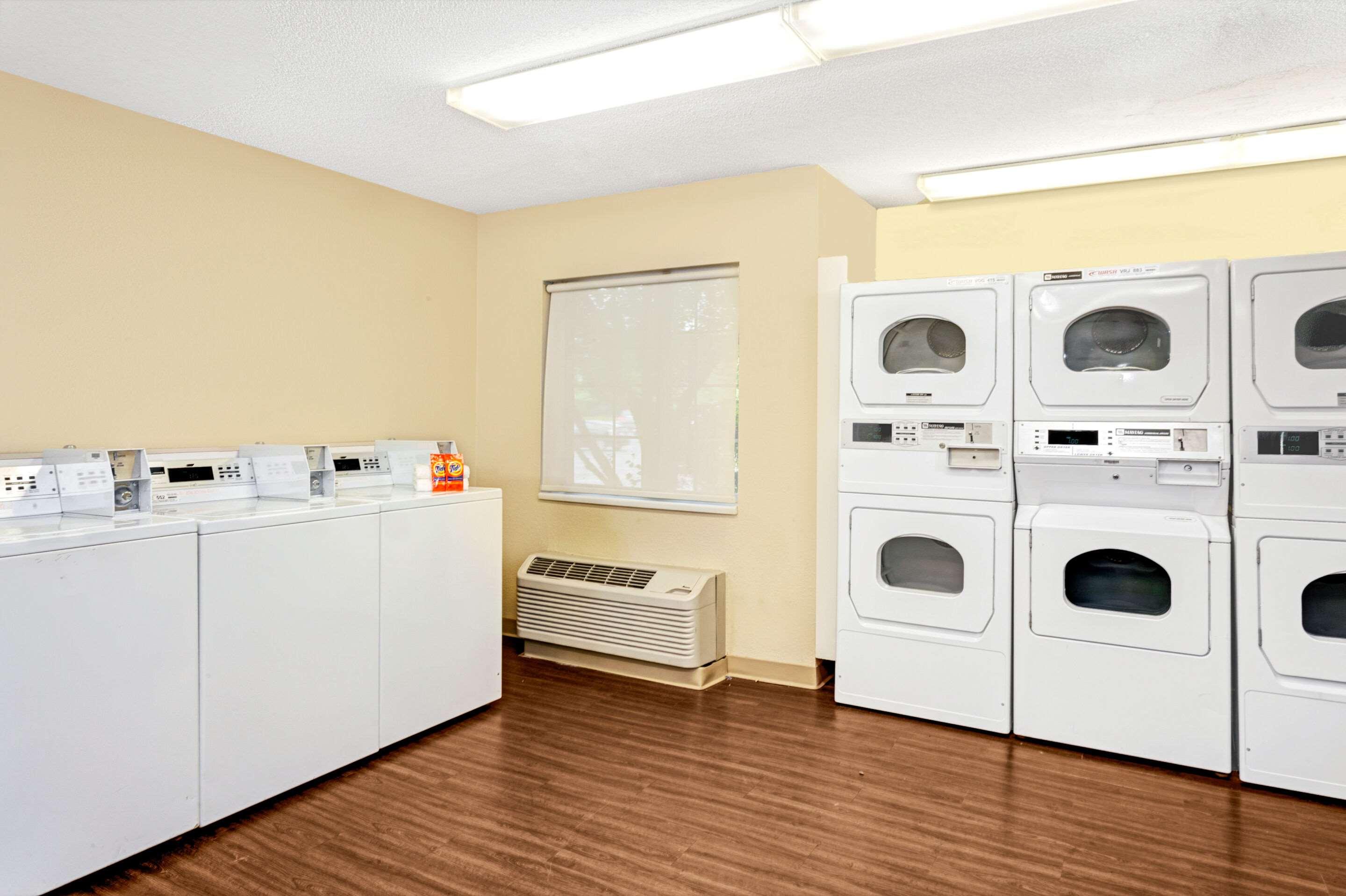 Hawthorn Suites by Wyndham Northbrook-Wheeling — photo 5