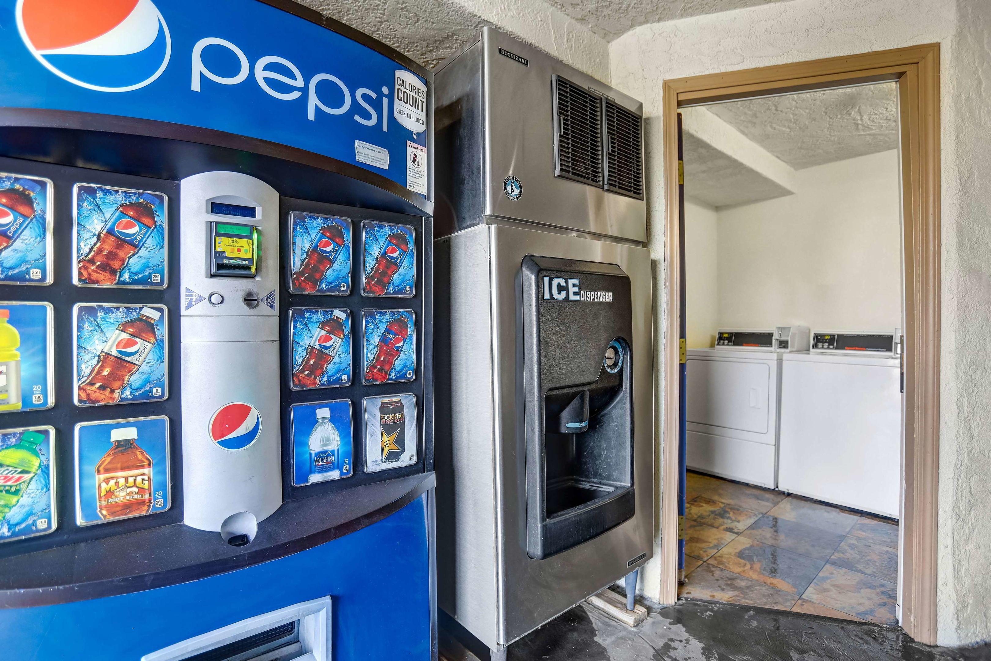 Motel 6 Anderson - Redding Airport — photo 5