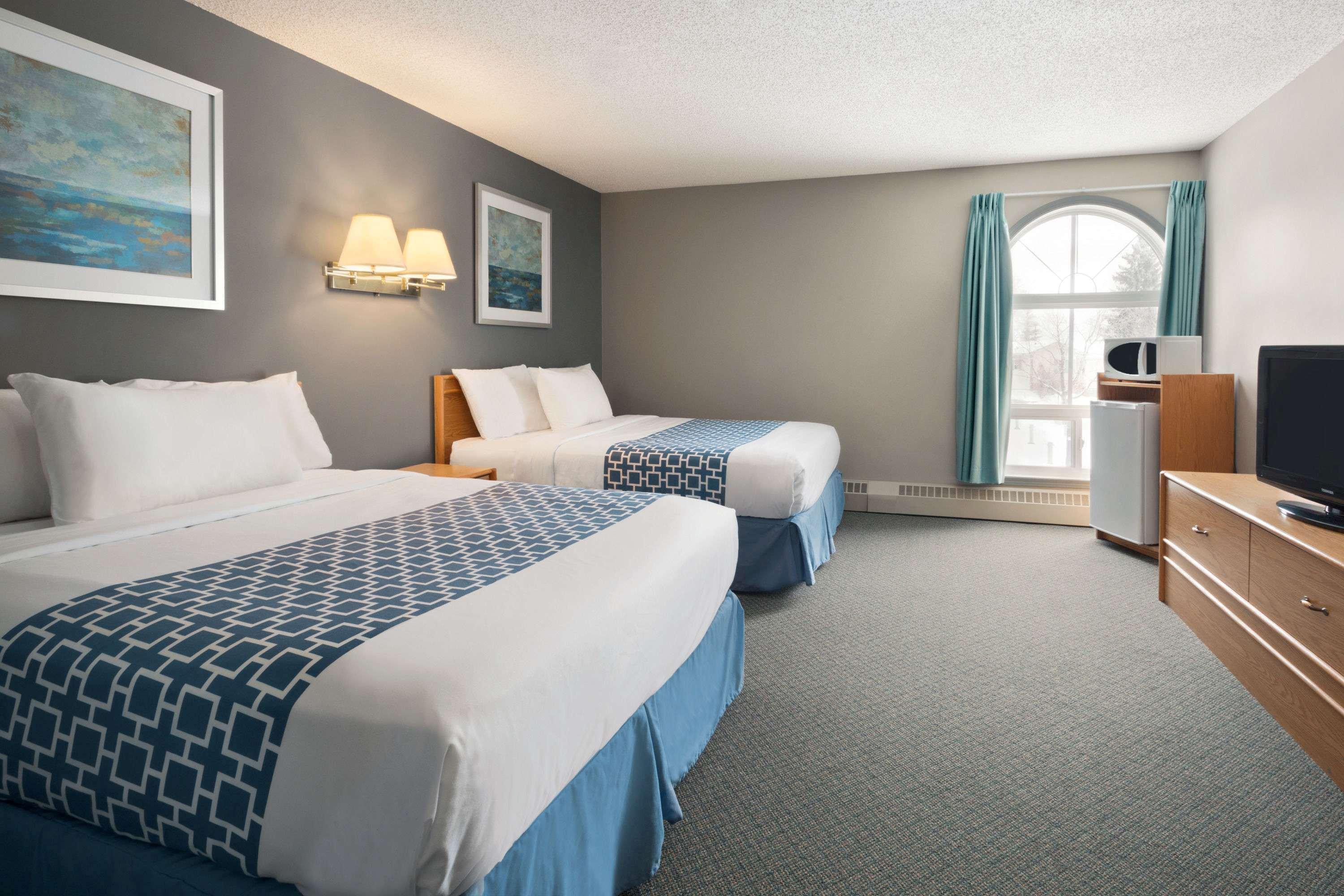 Travelodge Edmonton Airport — photo 4