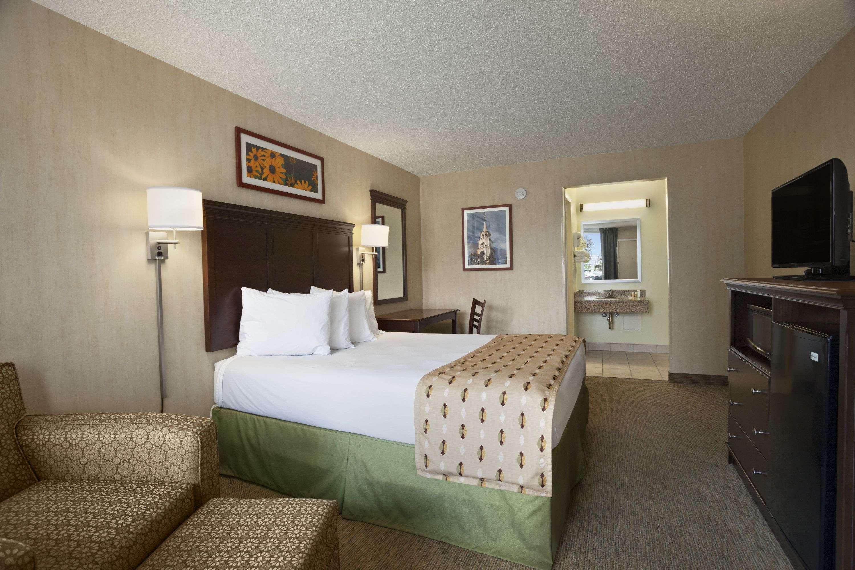 Days Inn Frederick — photo 5