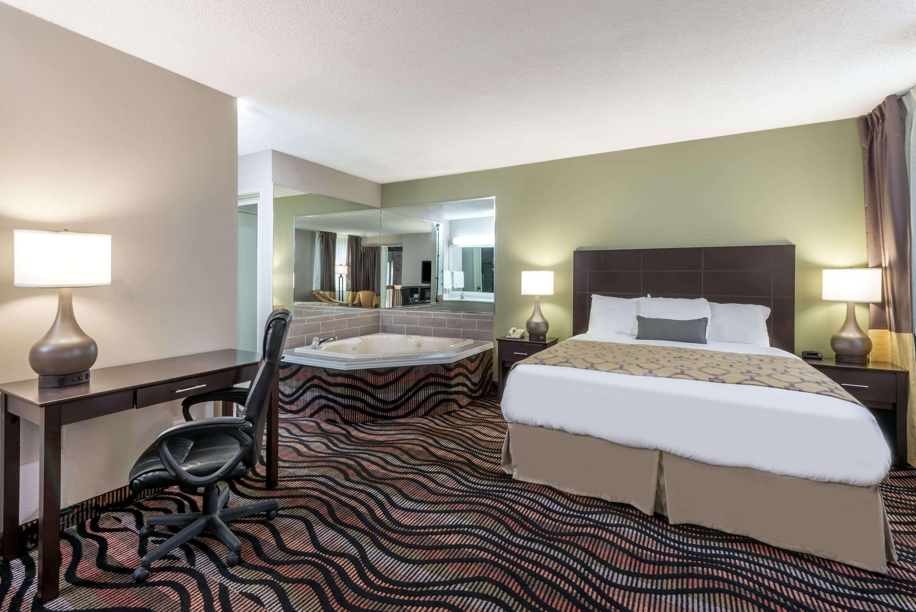 Baymont Inn & Suites Cambridge — photo 5