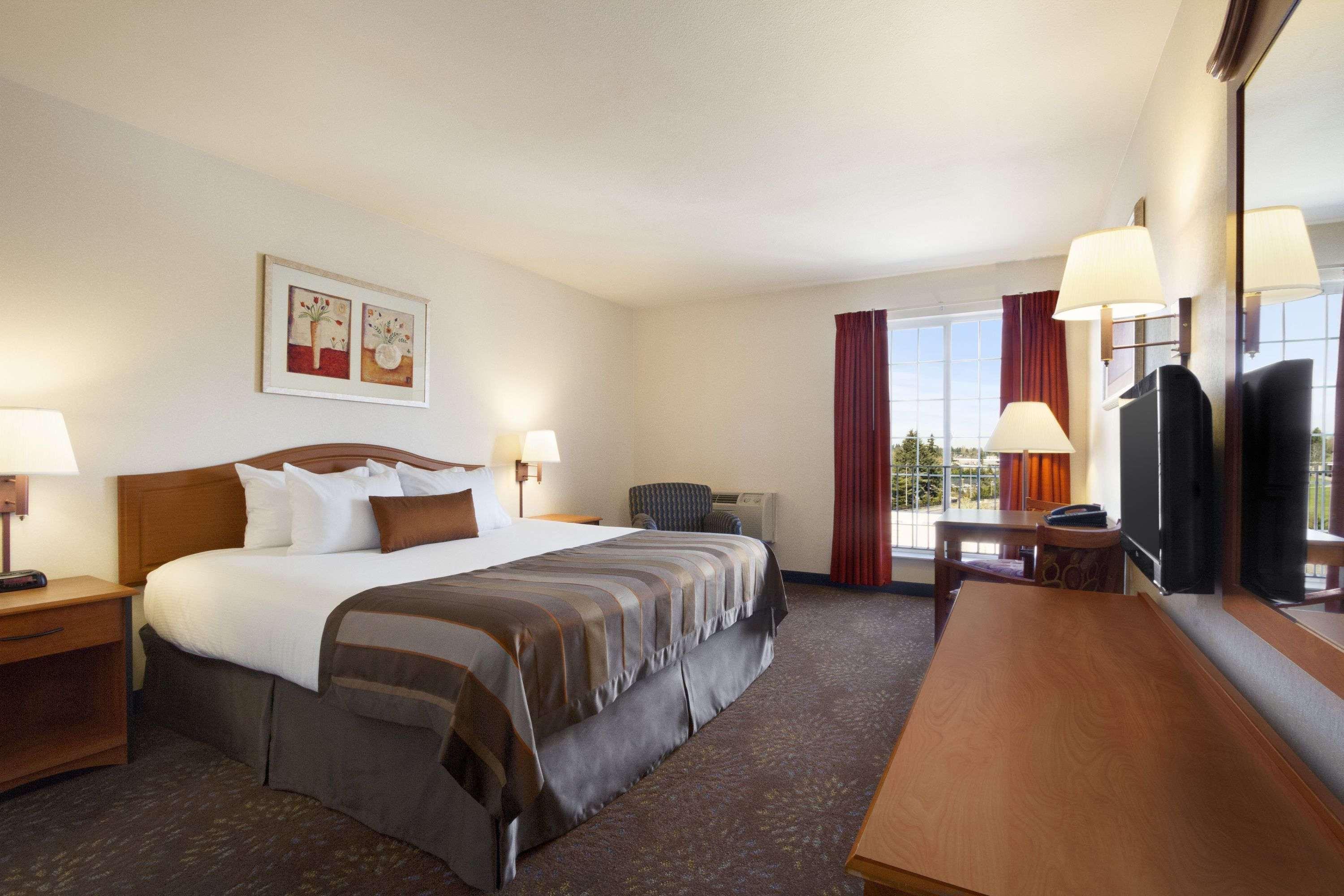 Ramada by Wyndham SeaTac Airport — photo 5