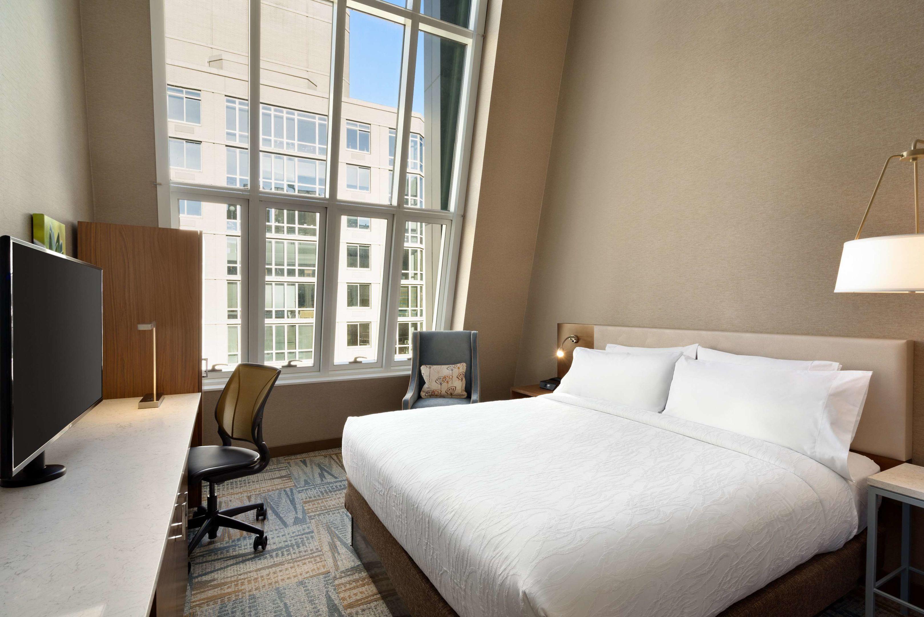 Hilton Garden Inn New York Times Square South — photo 4