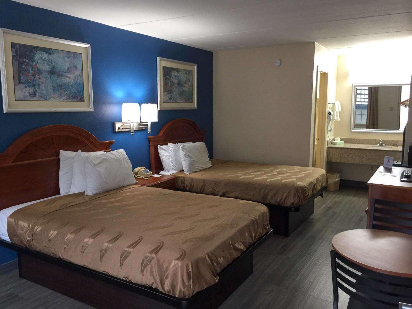 Americas Best Value Inn Tuscaloosa — photo 5