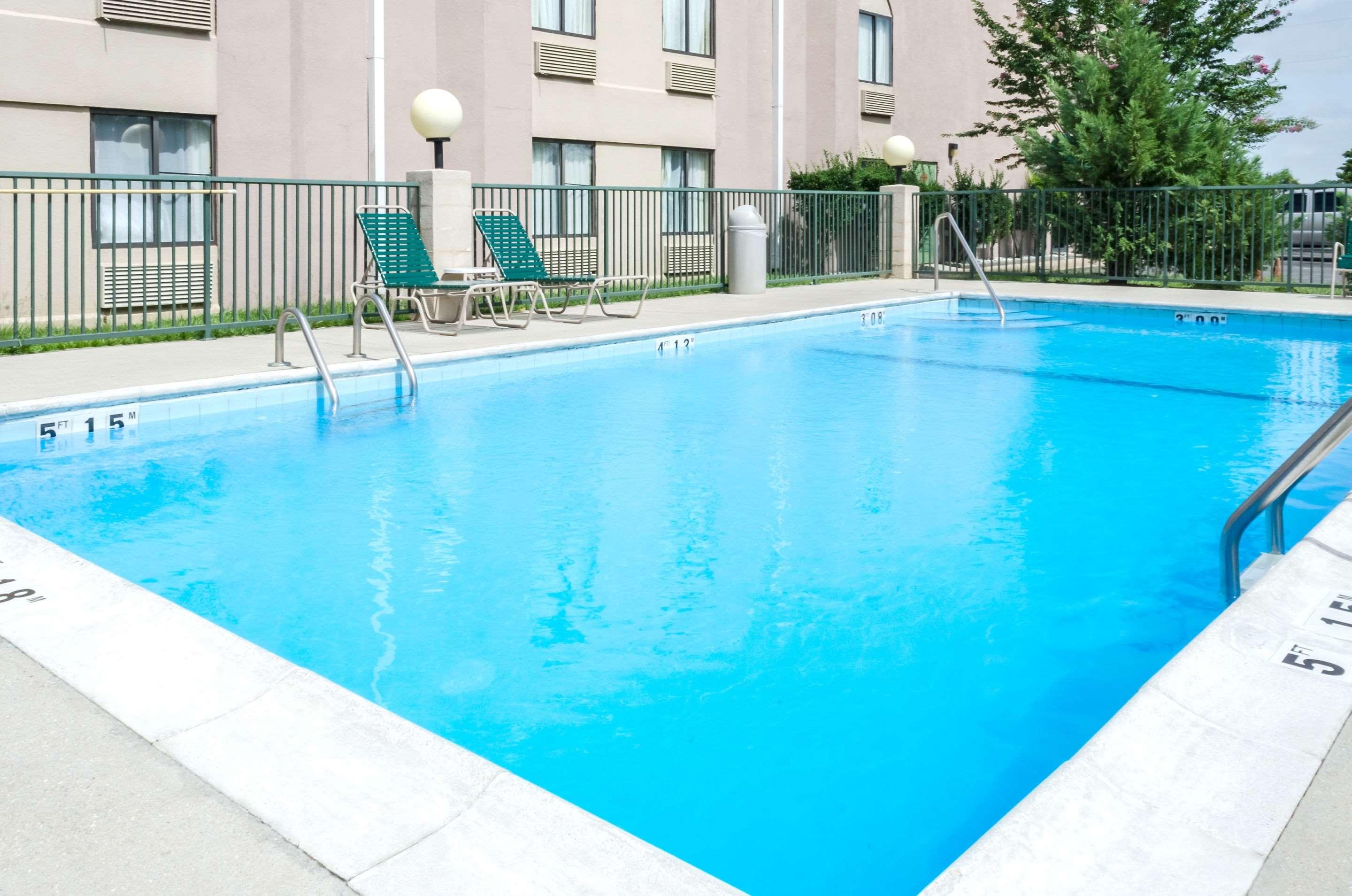 Quality Inn — photo 3