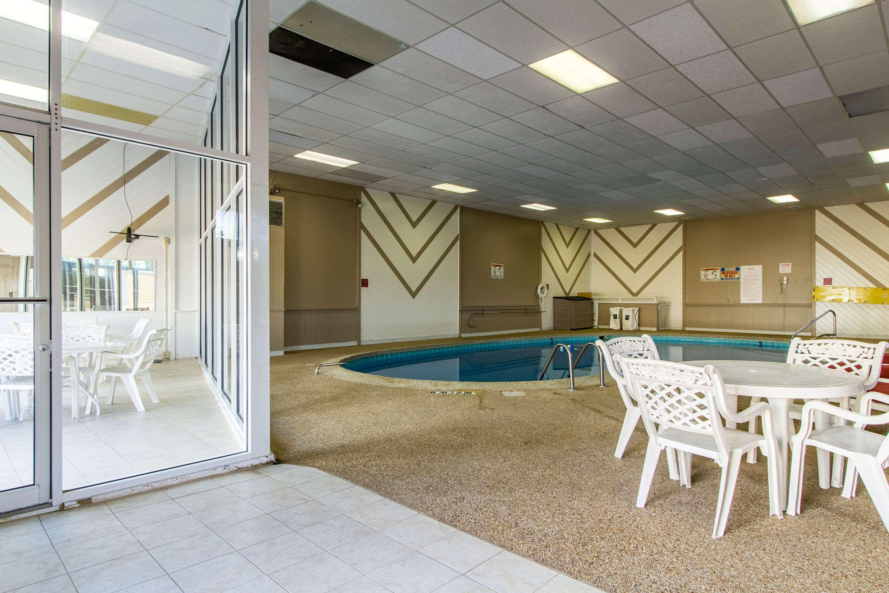Quality Inn — photo 4