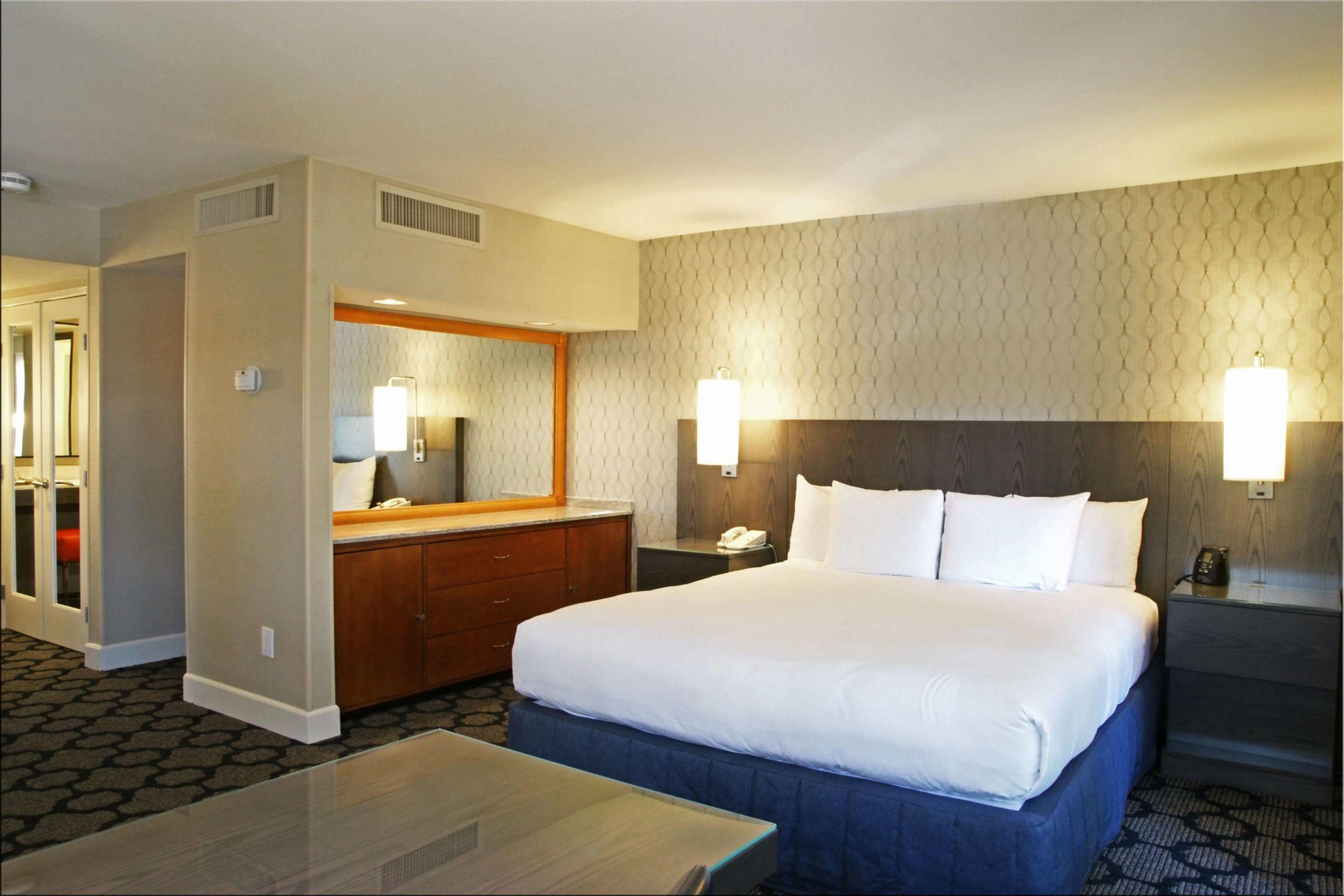 Hilton Palm Springs Resort — photo 3