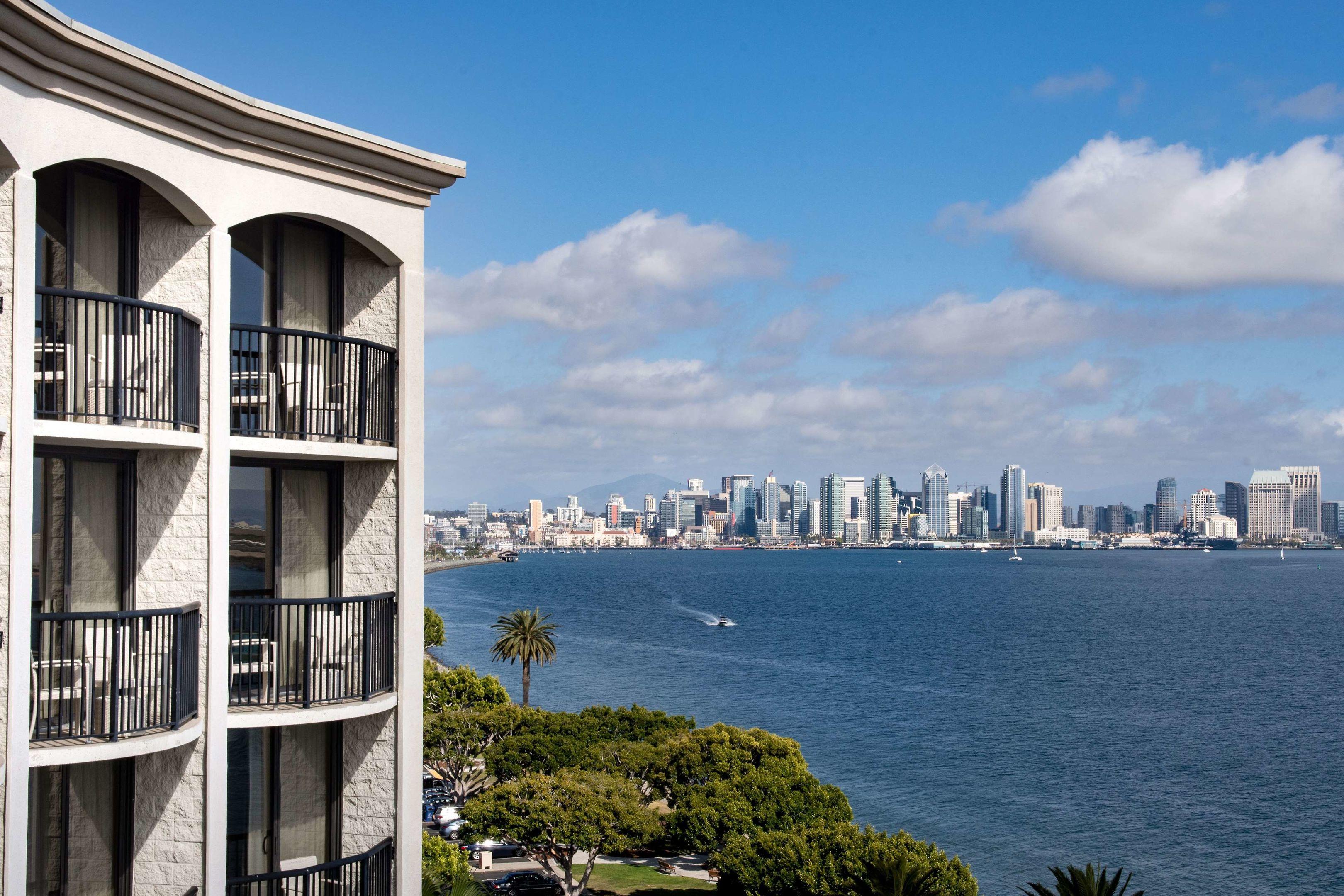 Hilton San Diego Airport/Harbor Island — photo 5