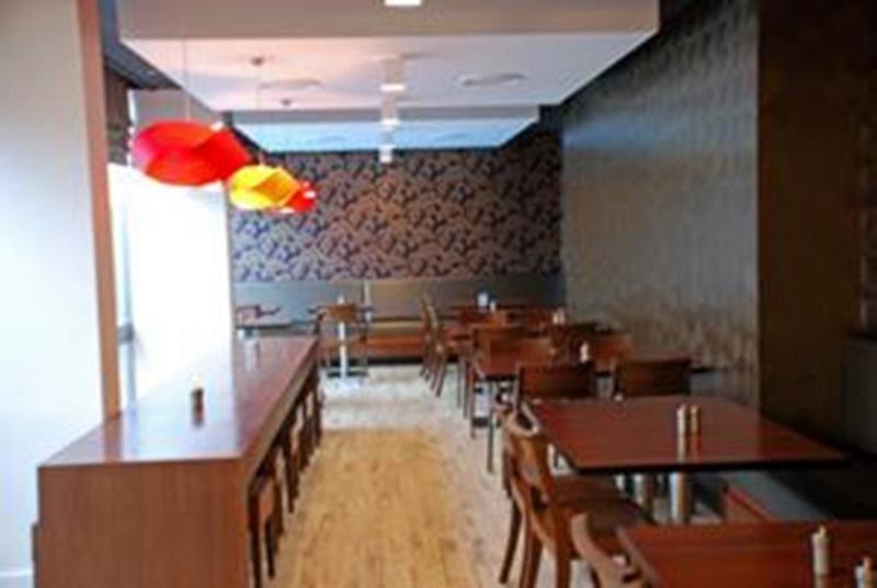 Royal Pacific Hotel — photo 3