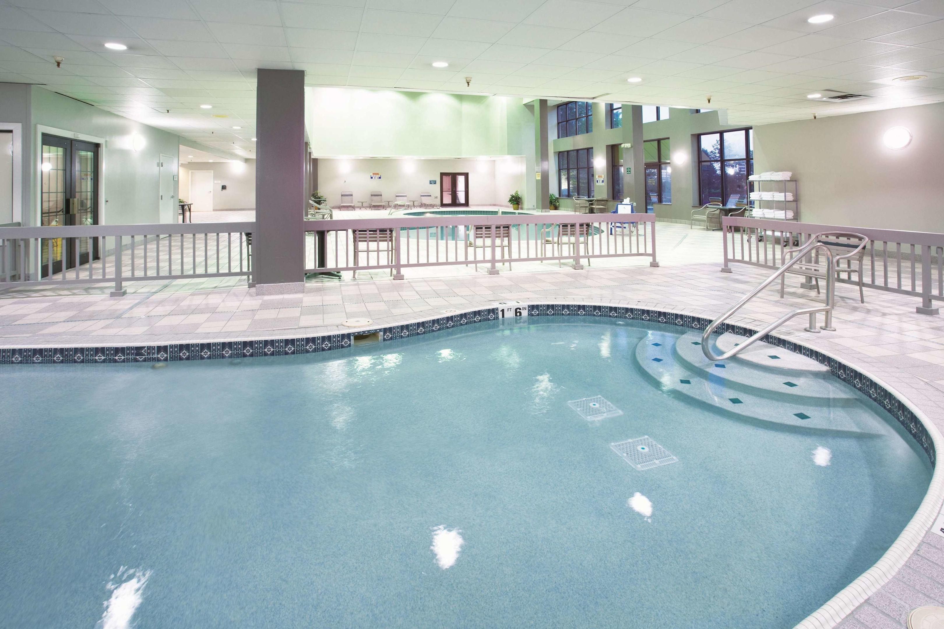 La Quinta Inn & Suites Denver Englewood Tech Center — photo 4